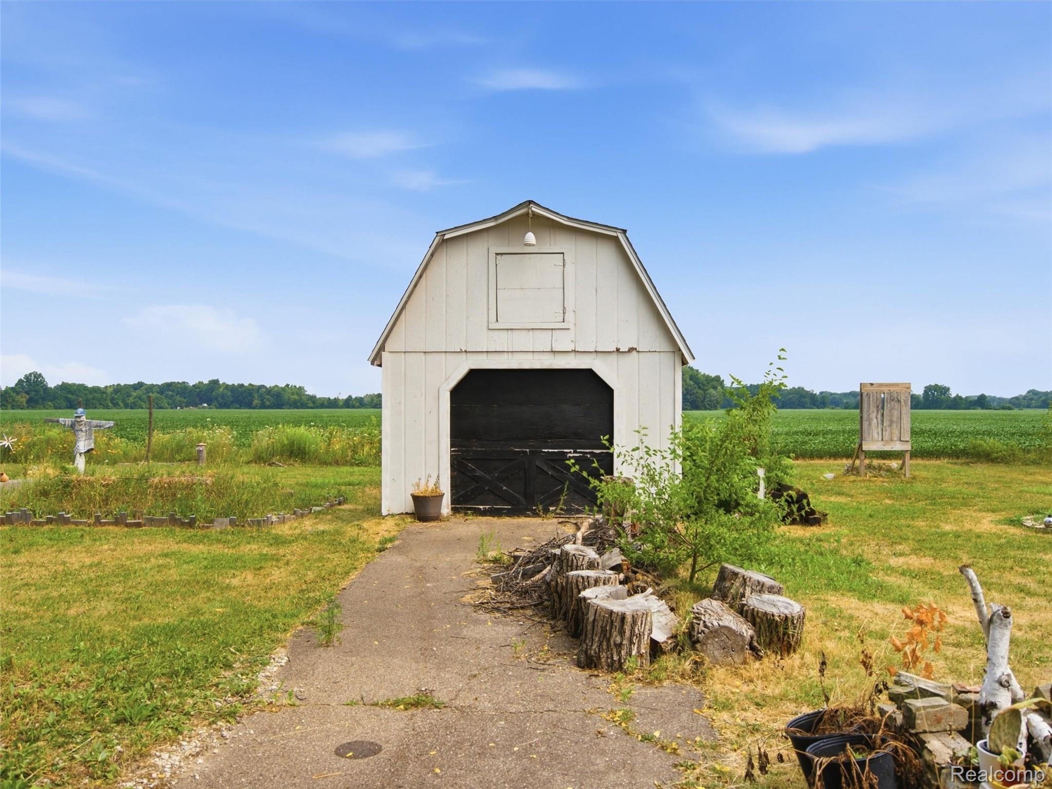 4286 Hill Road Property Photo 25