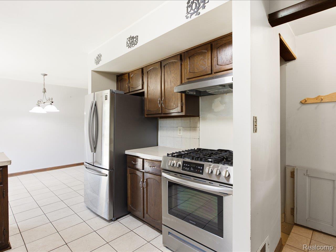 3468 First Street Property Photo 14