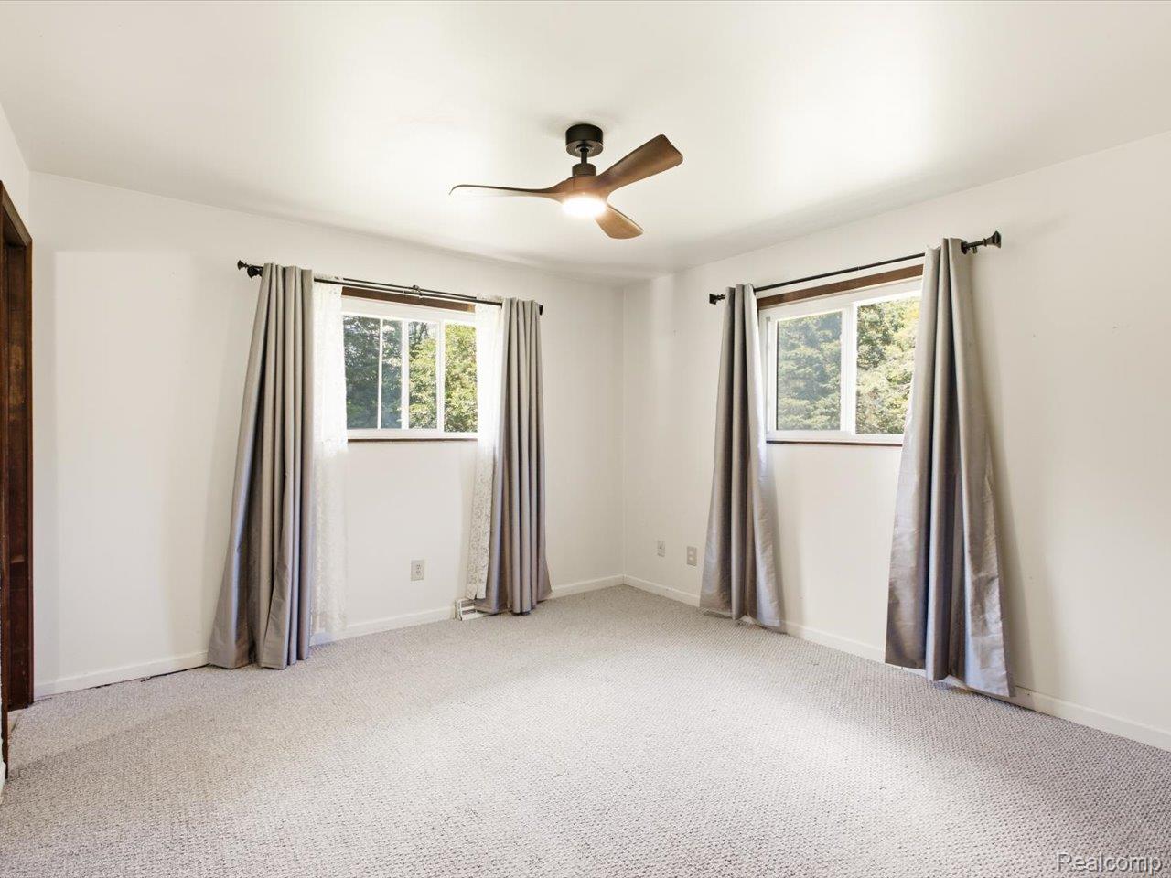 3468 First Street Property Photo 15