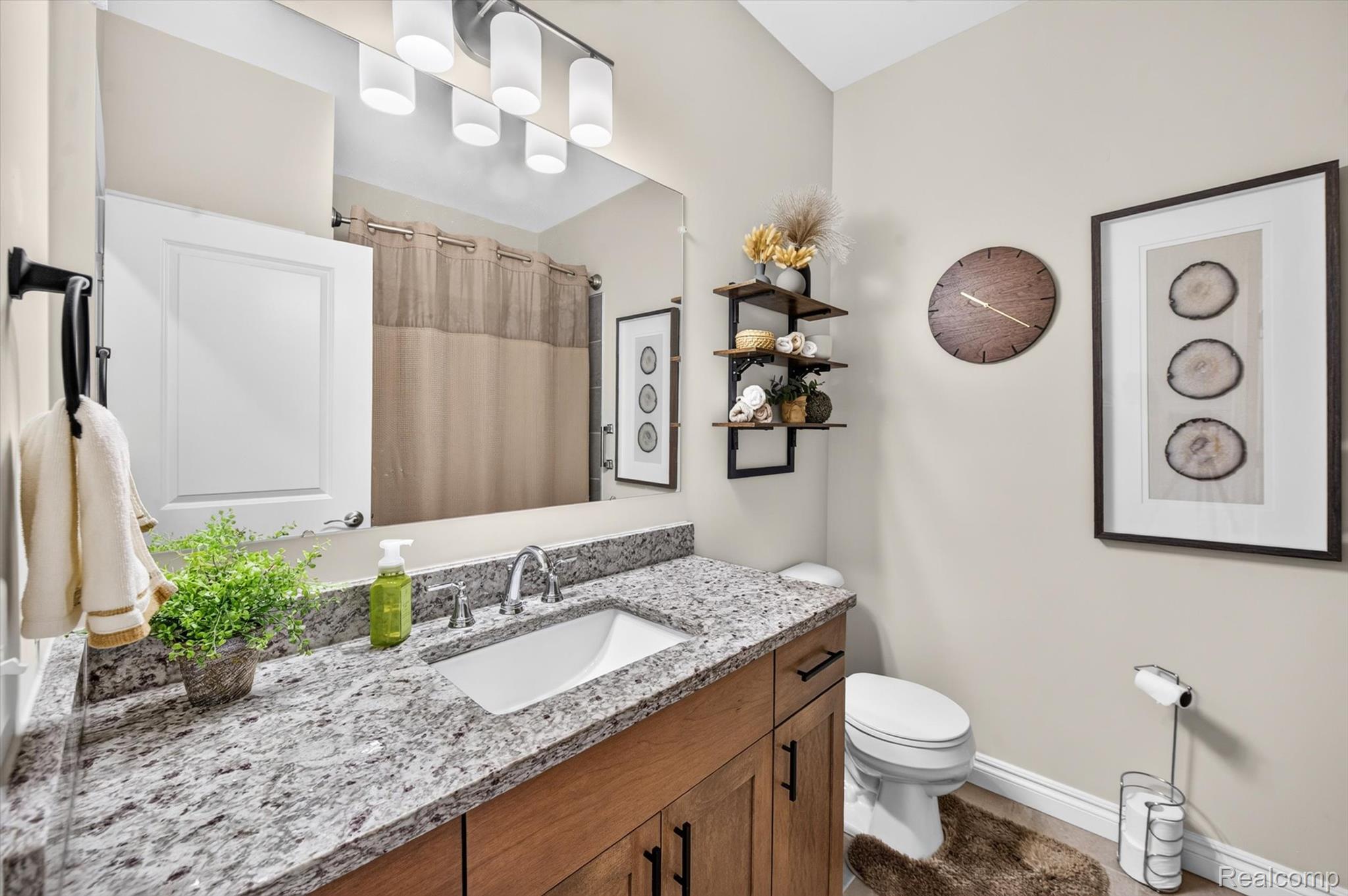 3754 Chatham Place Property Photo 15