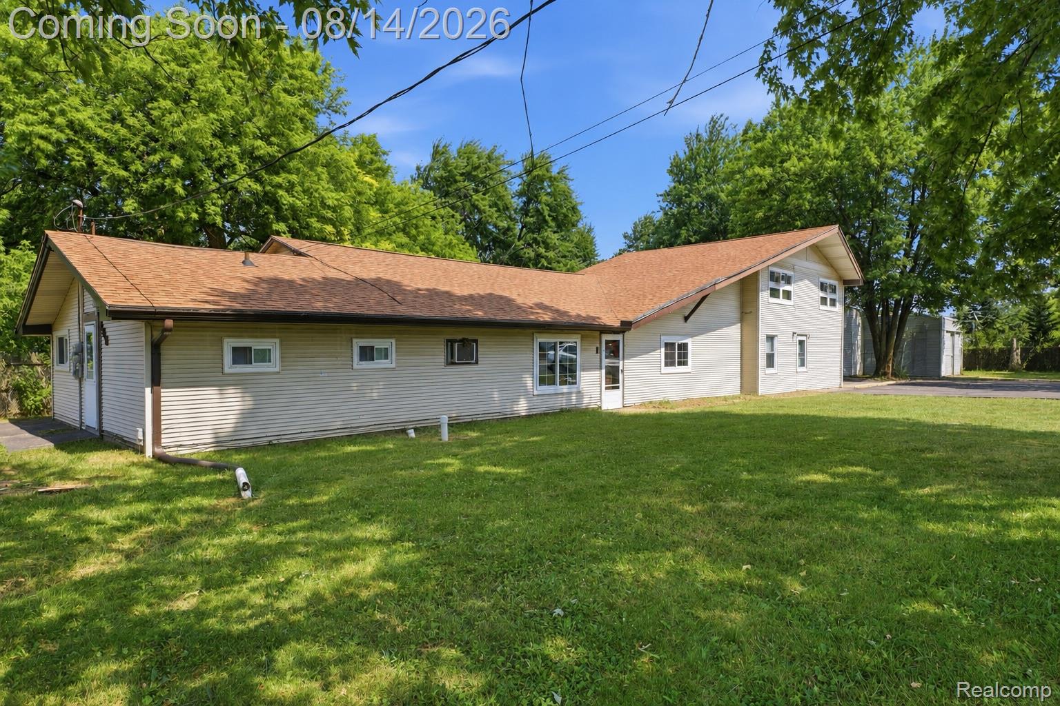 900 Tyler Road Property Photo 3