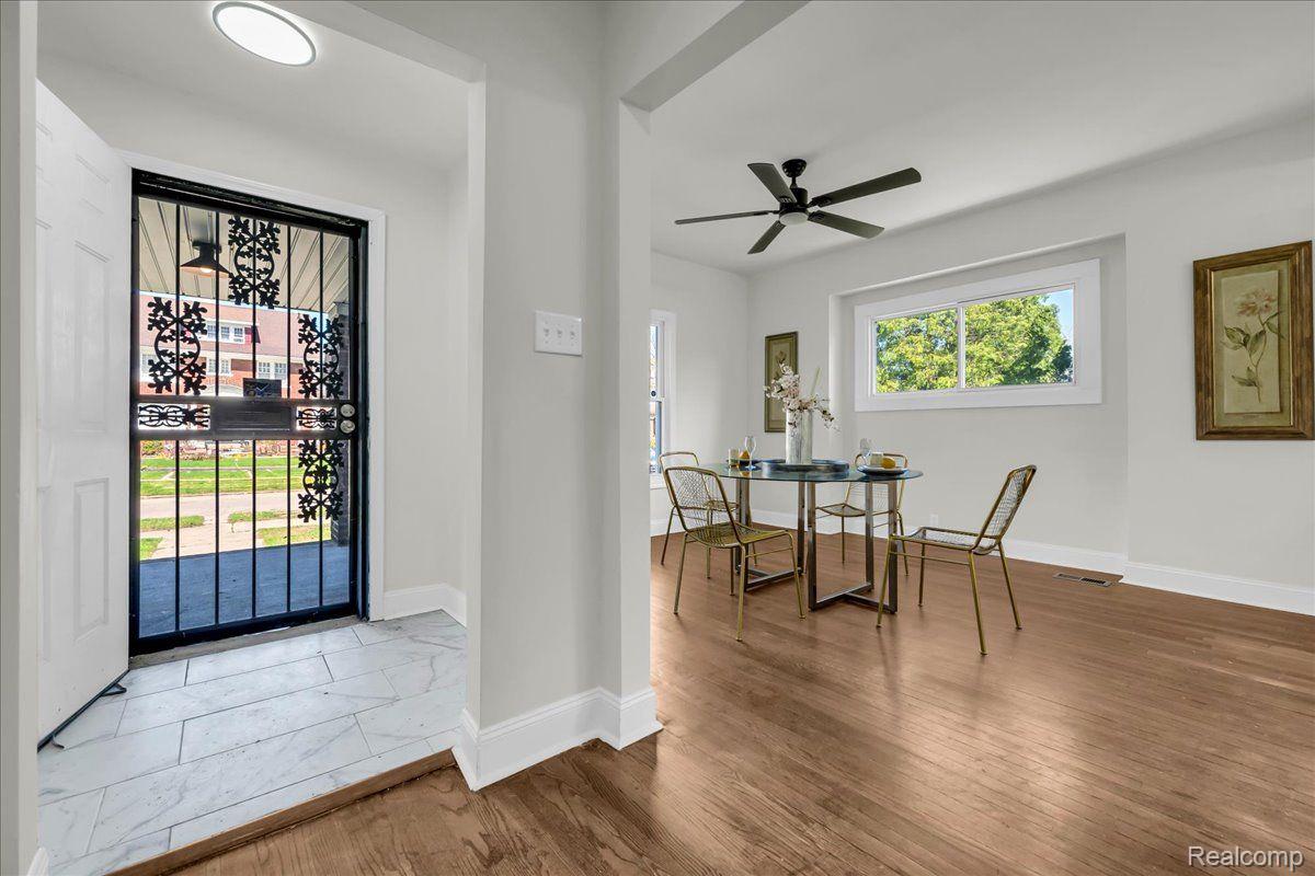 1517 Edison Street Property Photo 4