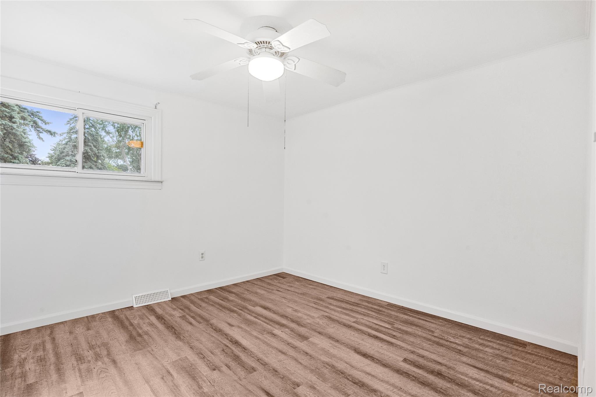 22961 Koths Street Property Photo 18