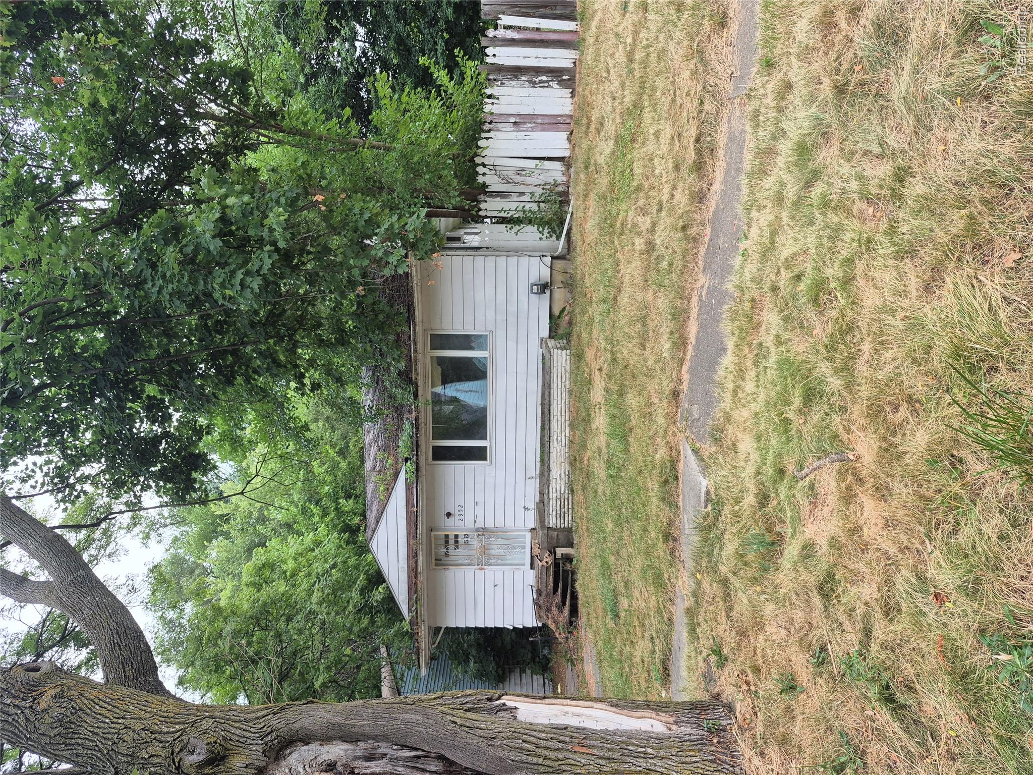 2952 Wolcott Street Property Photo 1