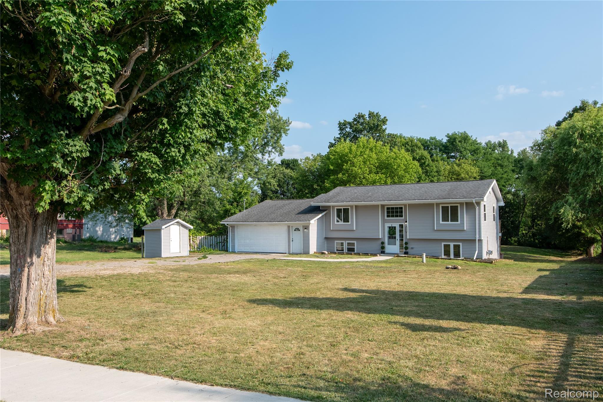 9174 Perry Road Property Photo 1