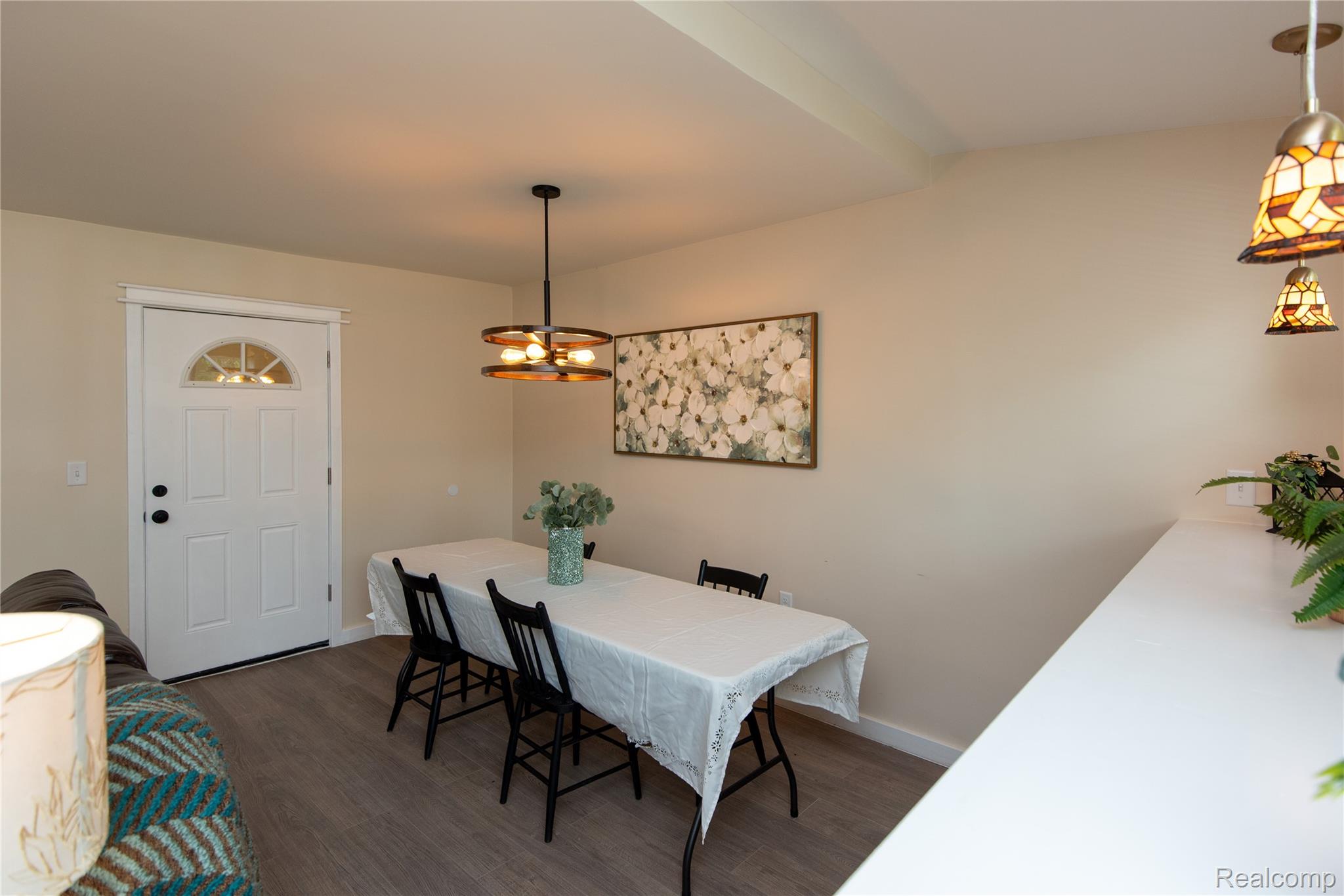 9174 Perry Road Property Photo 14