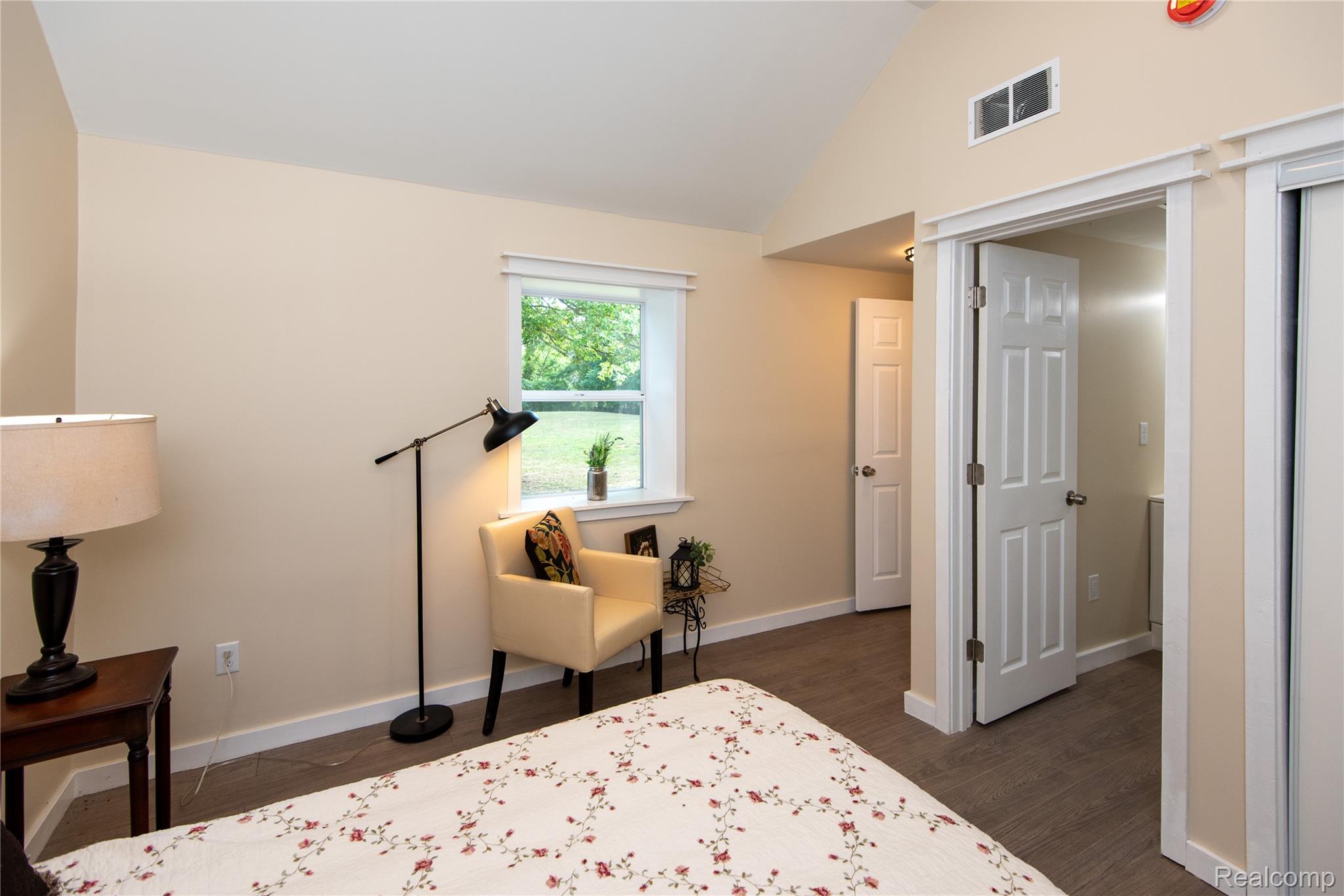 9174 Perry Road Property Photo 37