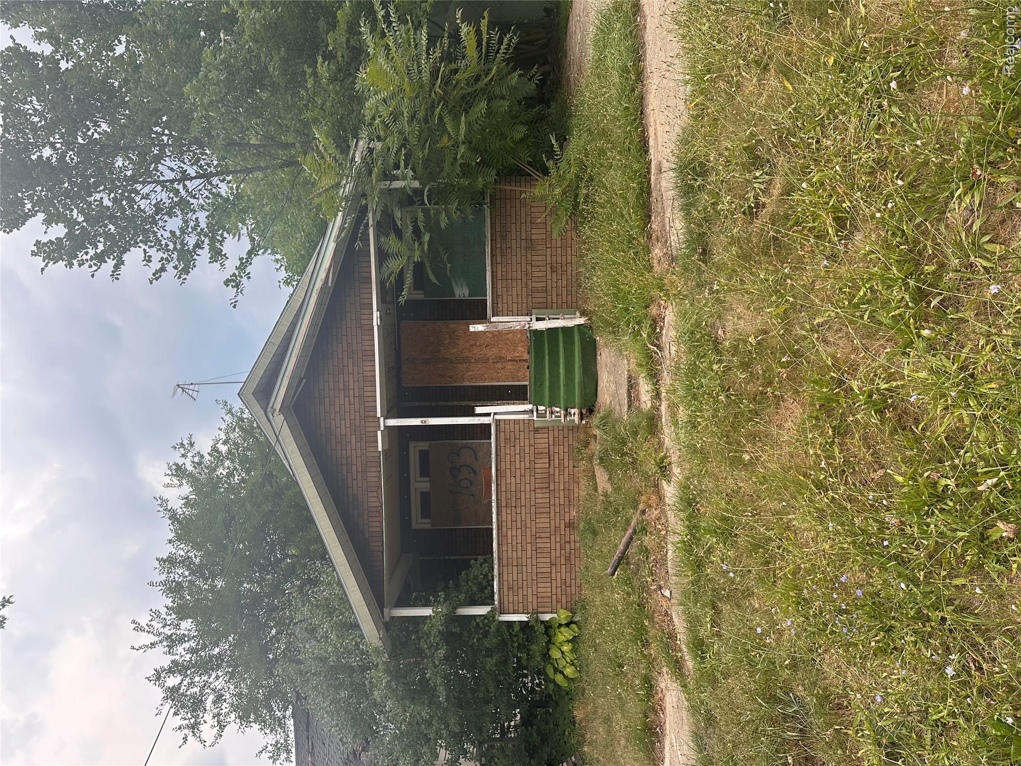1633 New York Avenue Property Photo 1