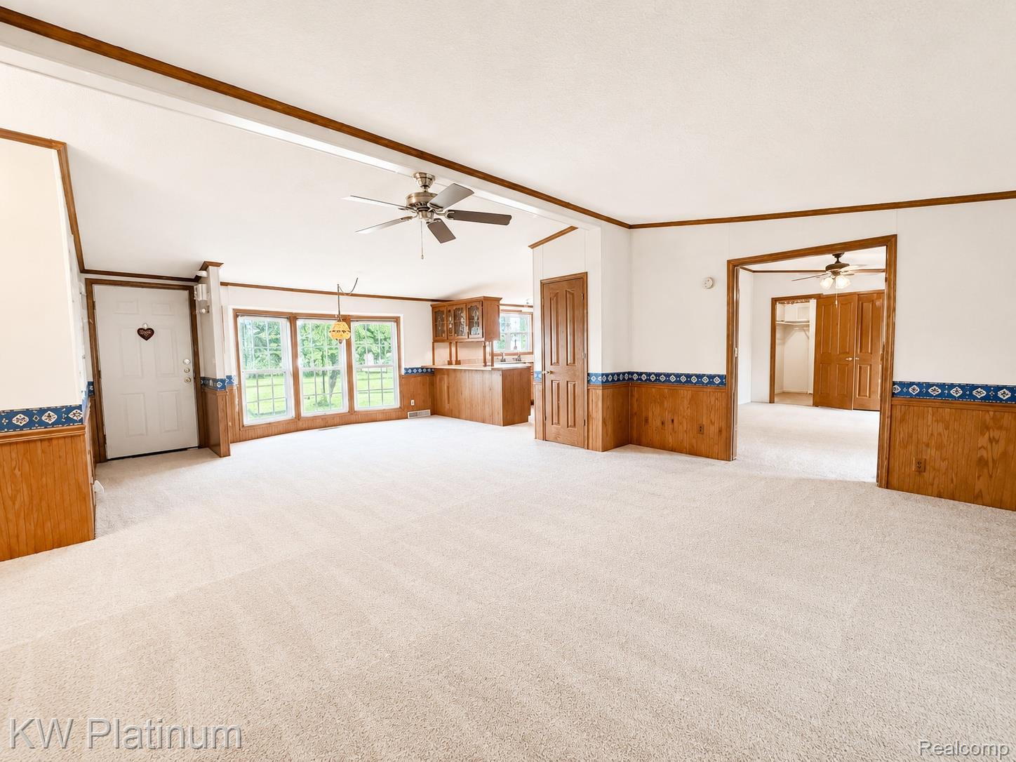 1225 Orchard Lane Property Photo 3