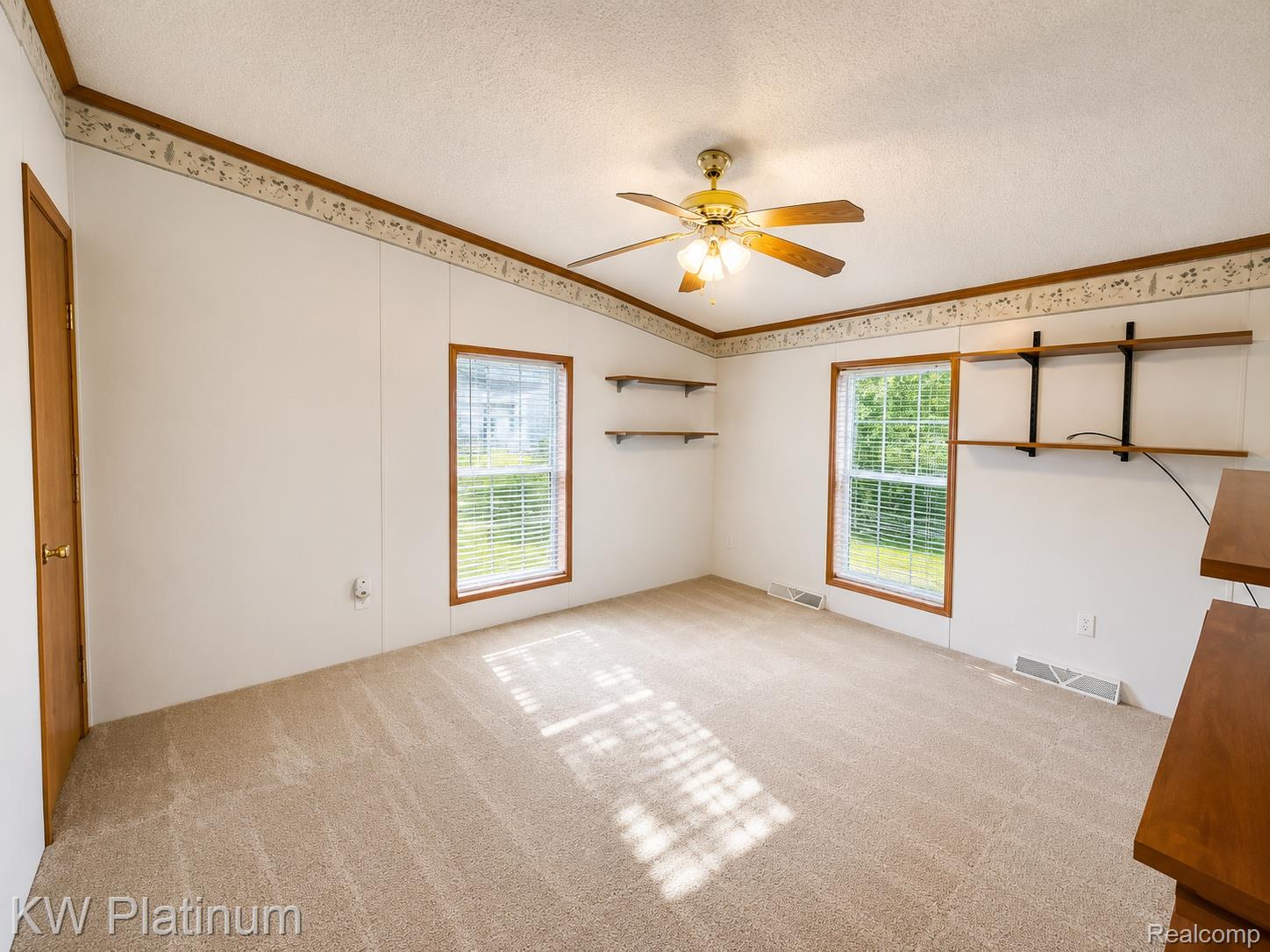 1225 Orchard Lane Property Photo 10