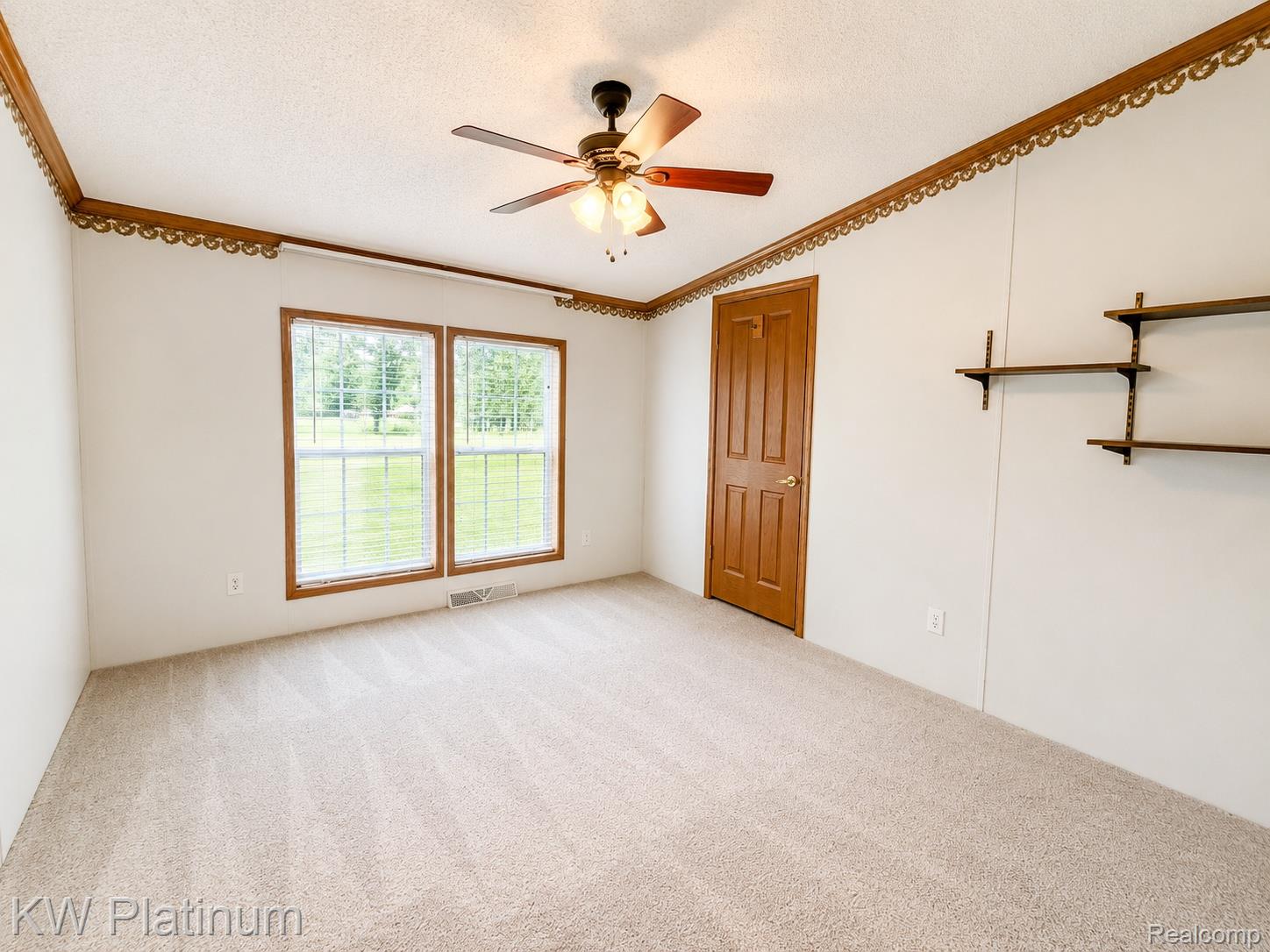 1225 Orchard Lane Property Photo 12