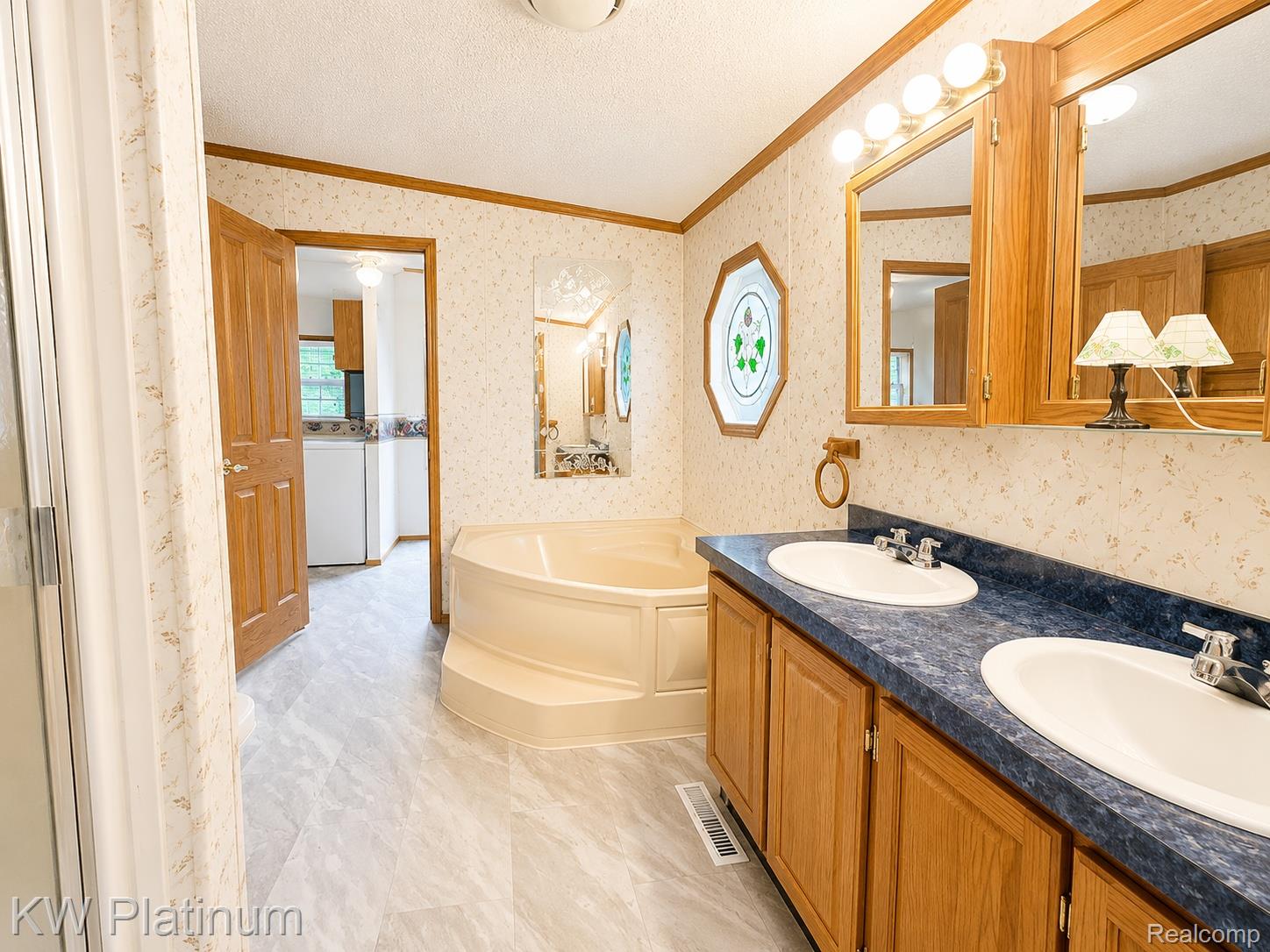 1225 Orchard Lane Property Photo 16