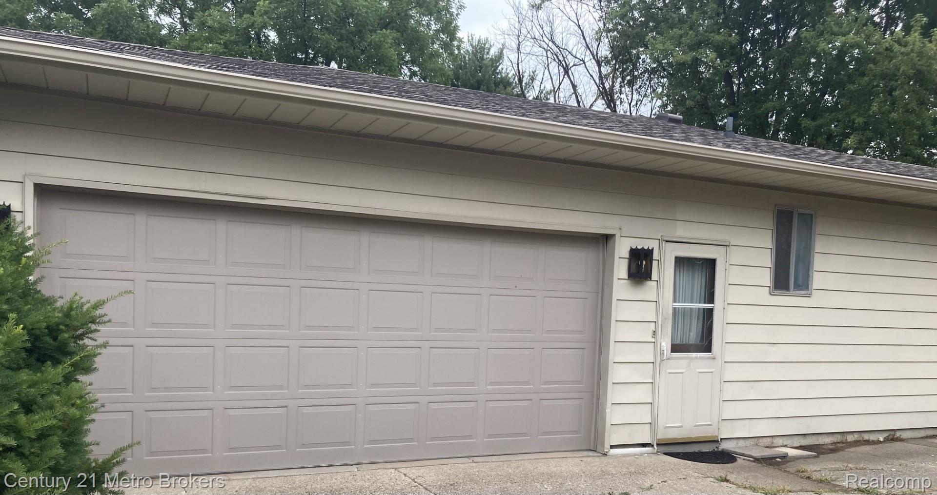 4394 Apache Drive Property Photo 4