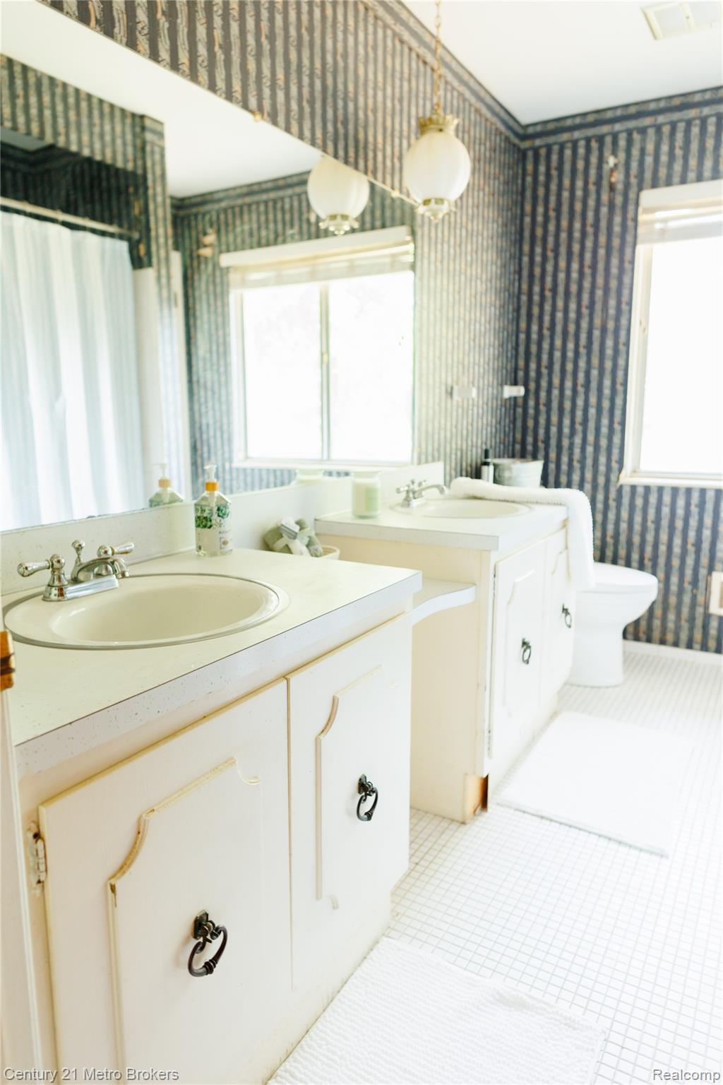 4394 Apache Drive Property Photo 27