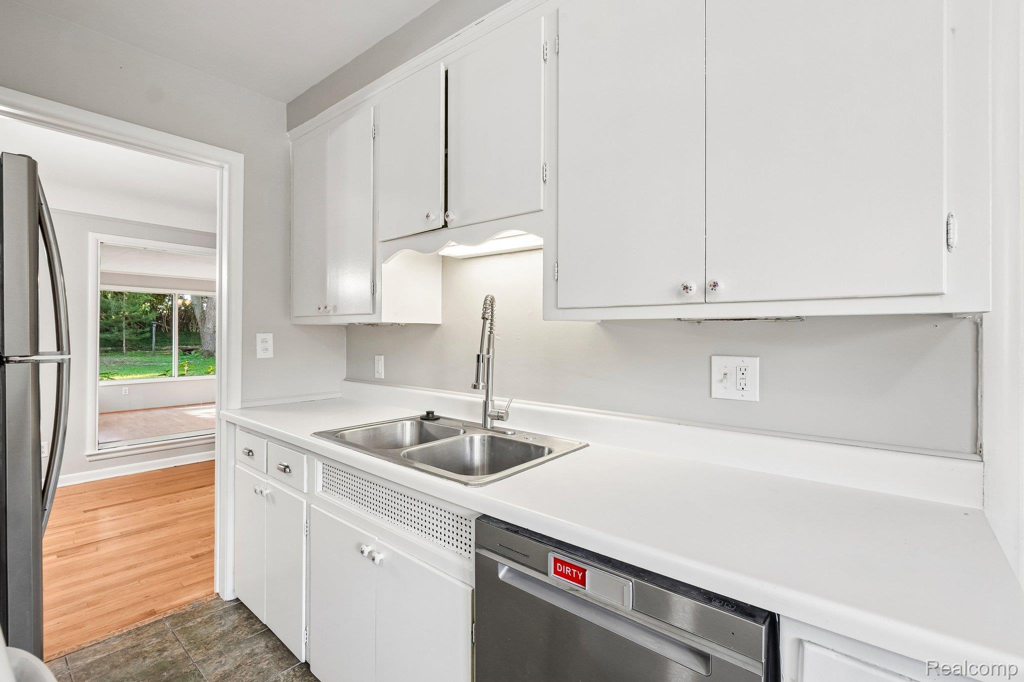 74 Barrington Road Property Photo 6