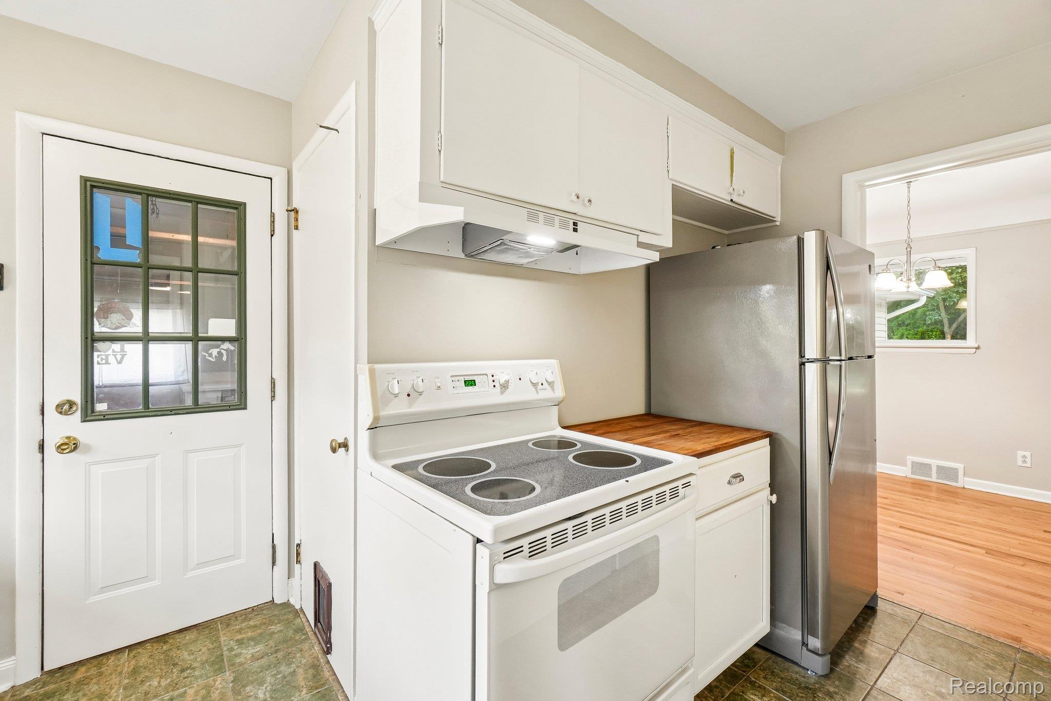 74 Barrington Road Property Photo 8