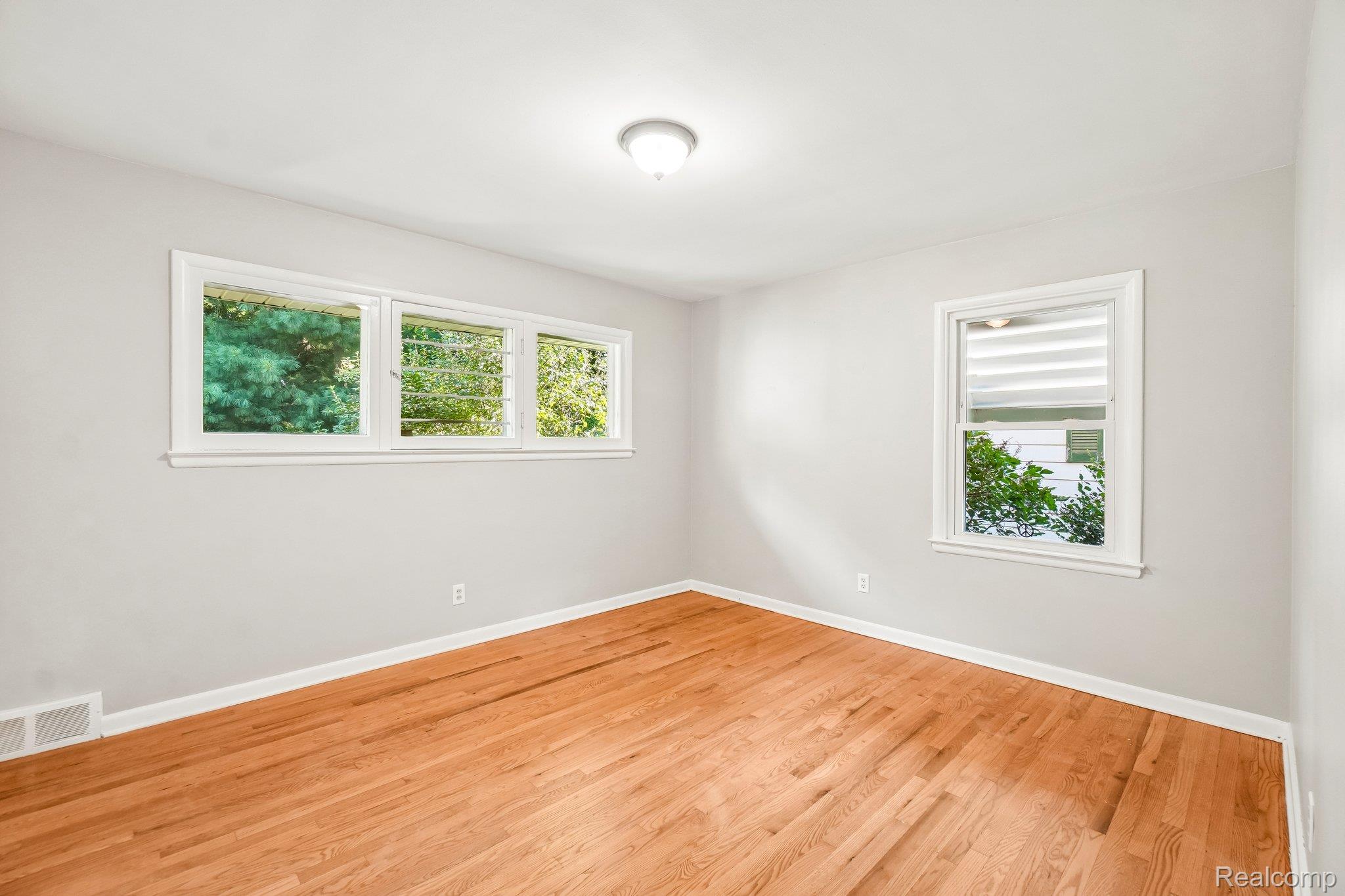 74 Barrington Road Property Photo 12