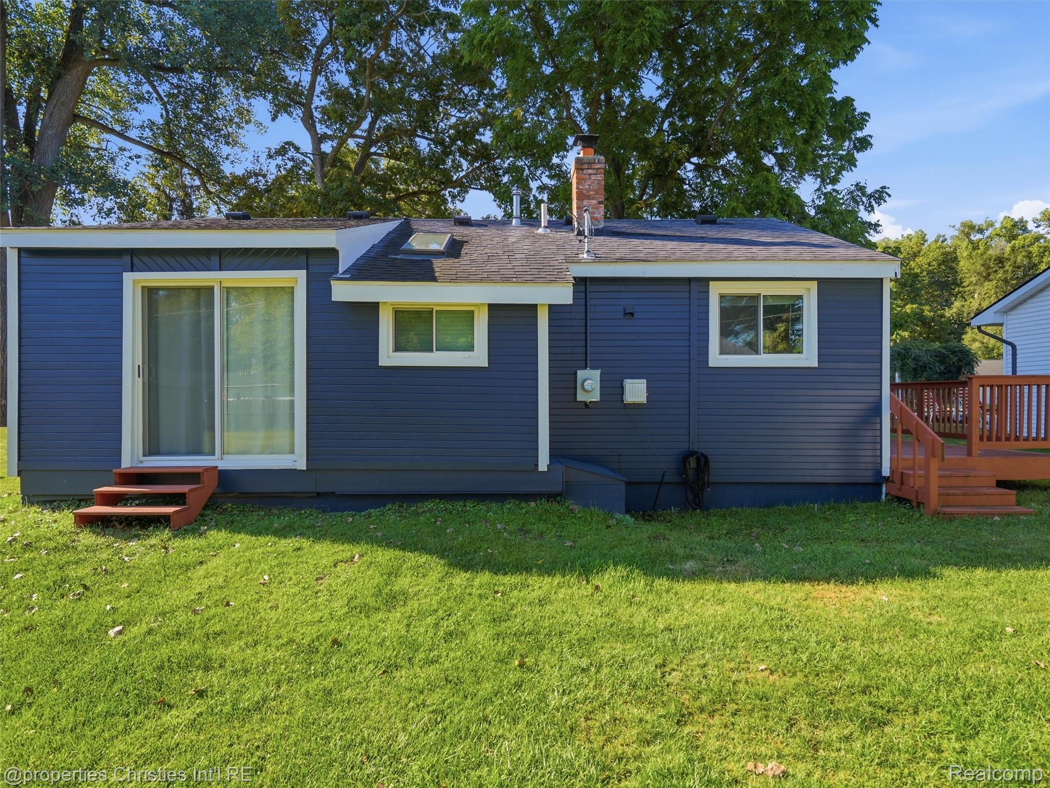 4645 Downing Drive Property Photo 19