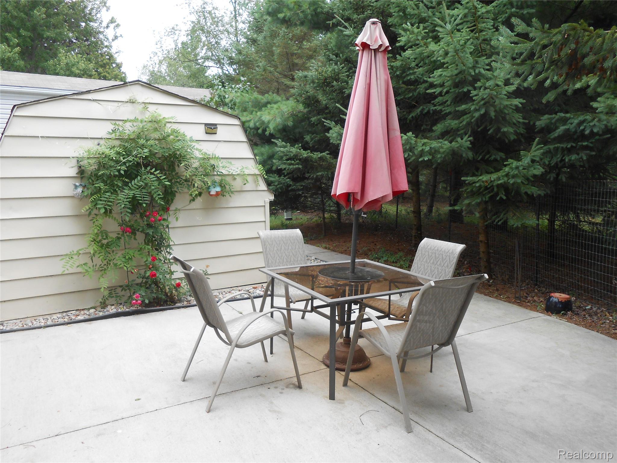 256 Shoreline Property Photo 5