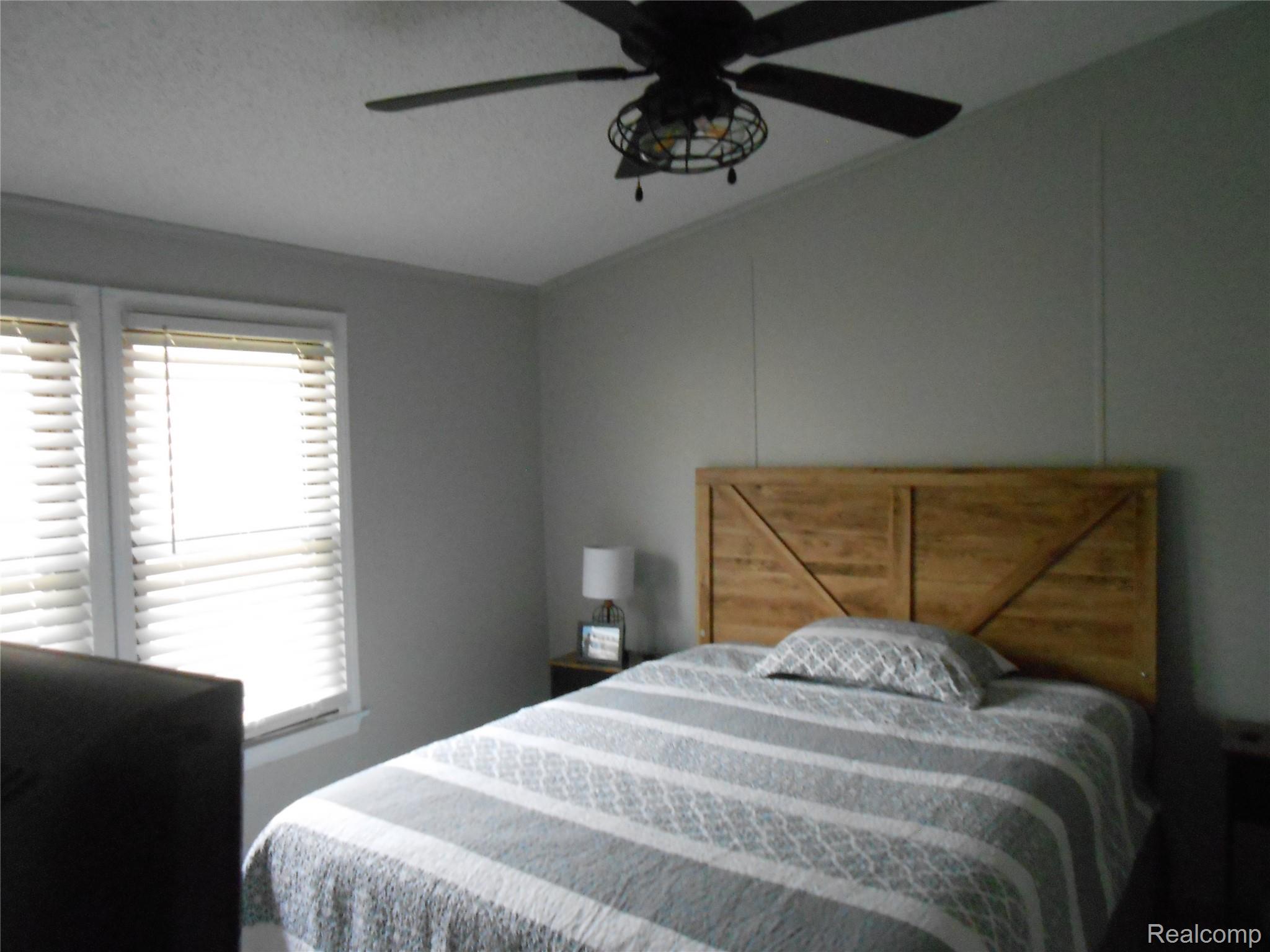 256 Shoreline Property Photo 13