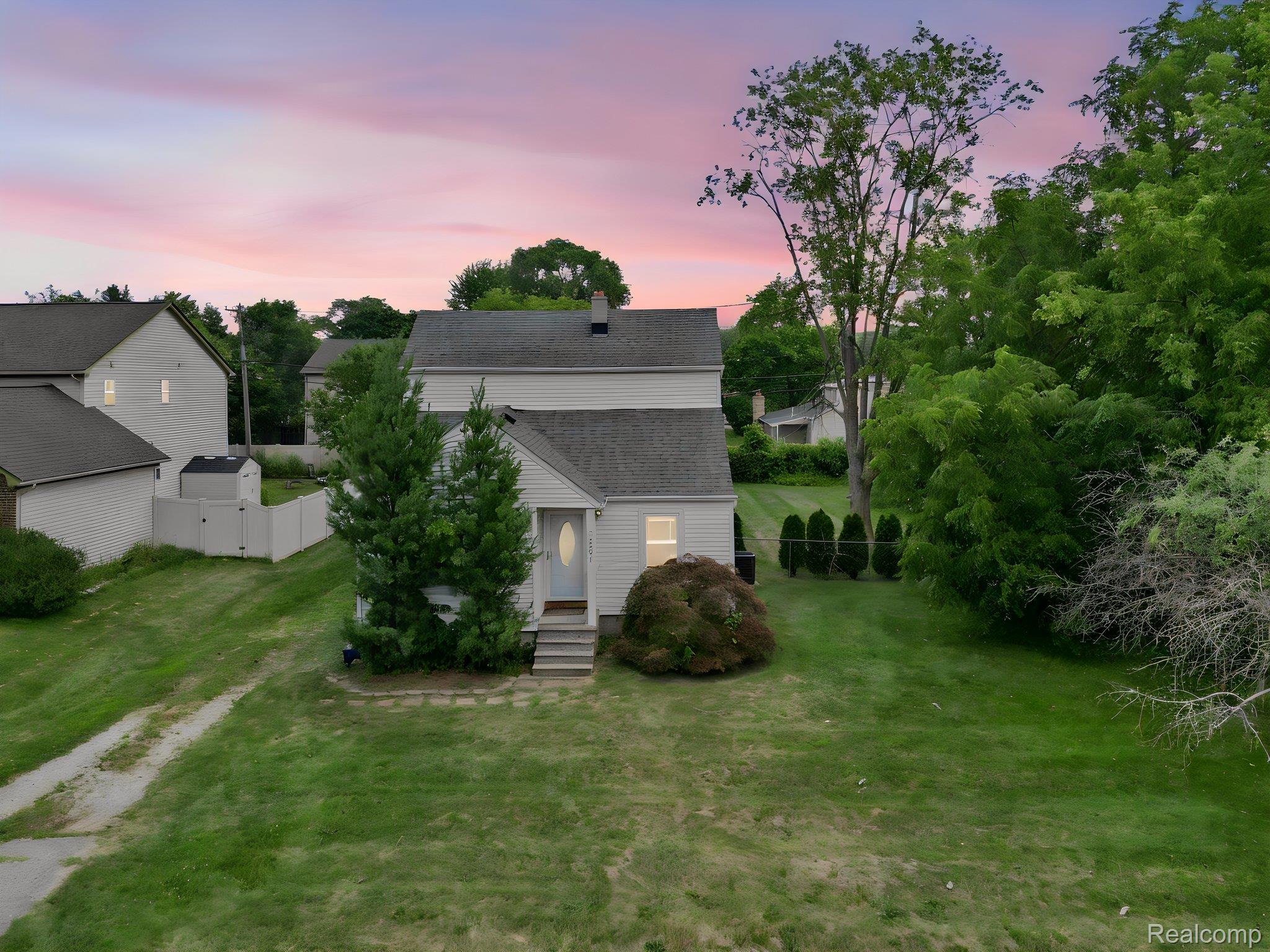2891 Culbertson Avenue Property Photo 1