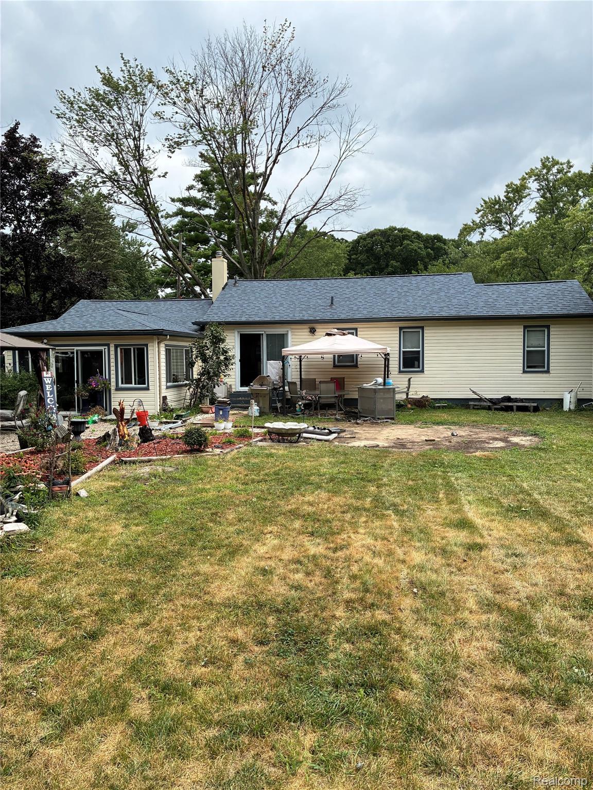 21148 Midway Avenue Property Photo 13
