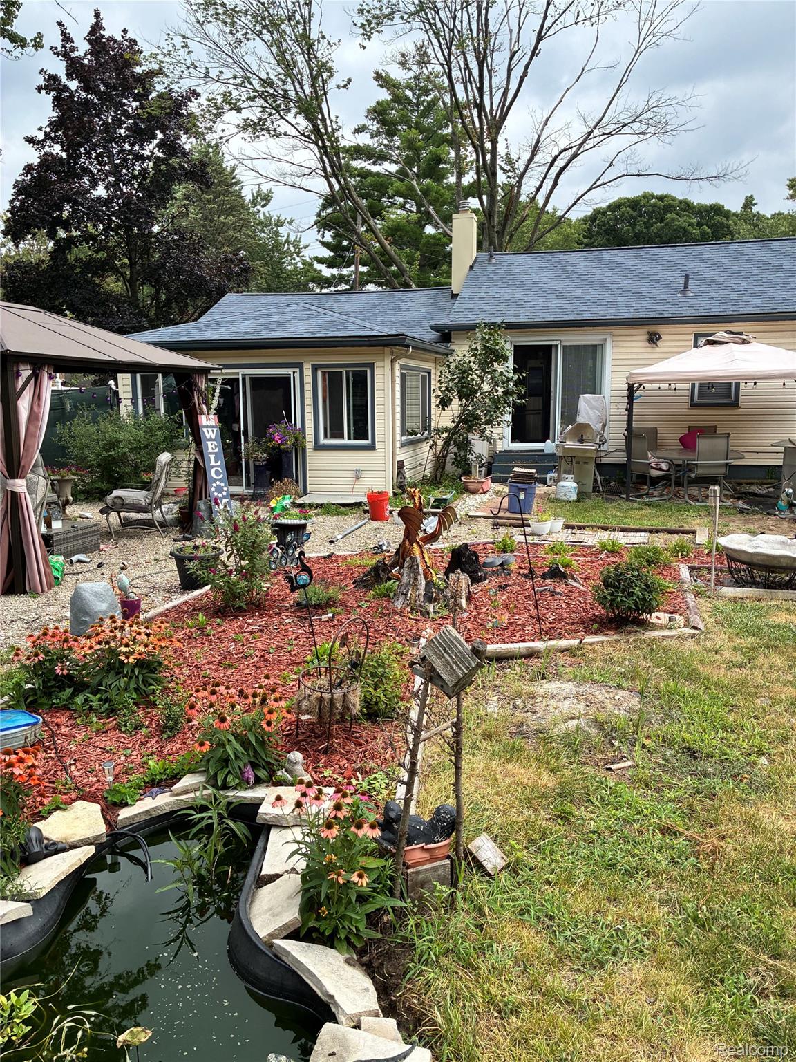 21148 Midway Avenue Property Photo 14