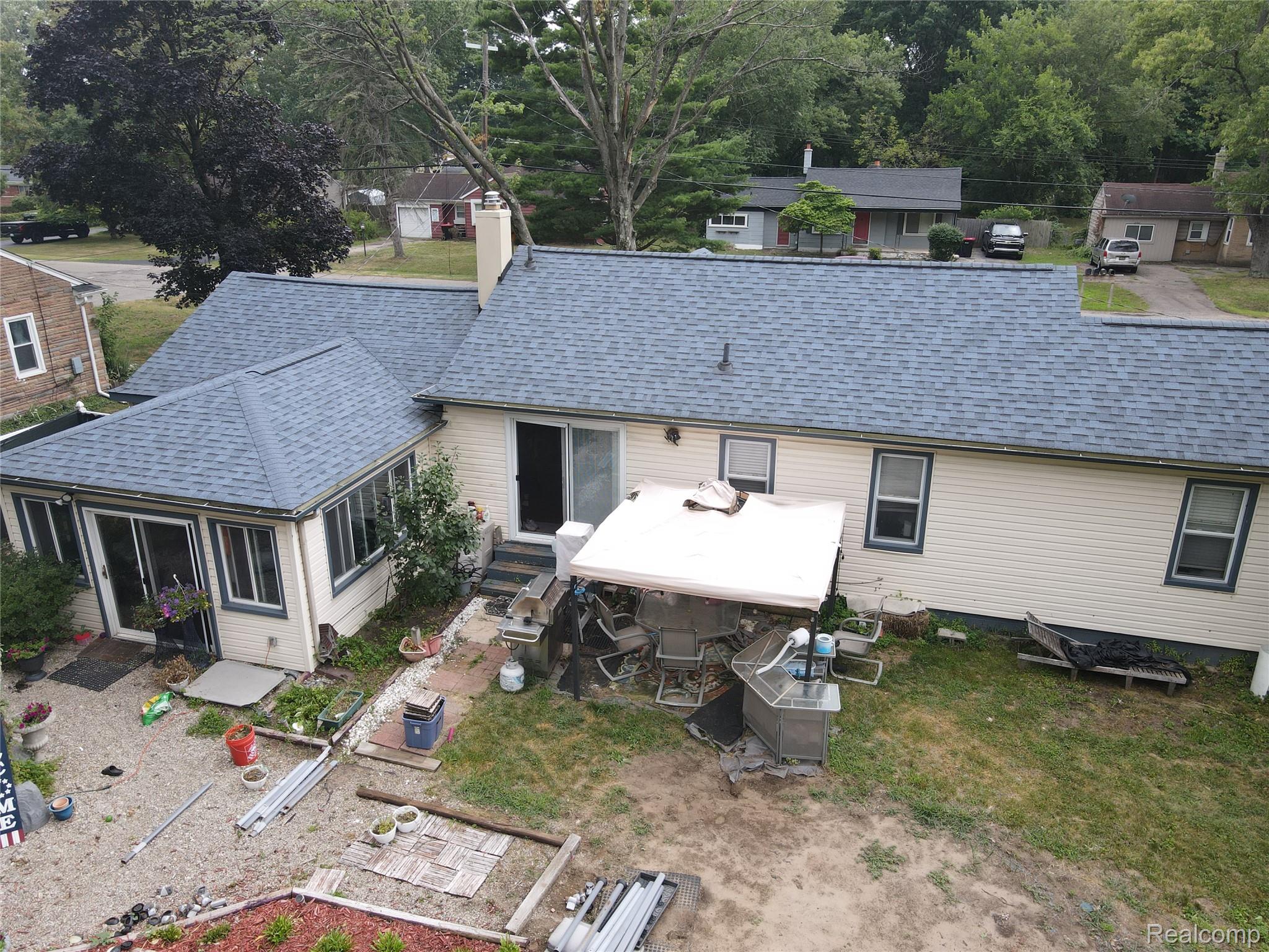 21148 Midway Avenue Property Photo 17