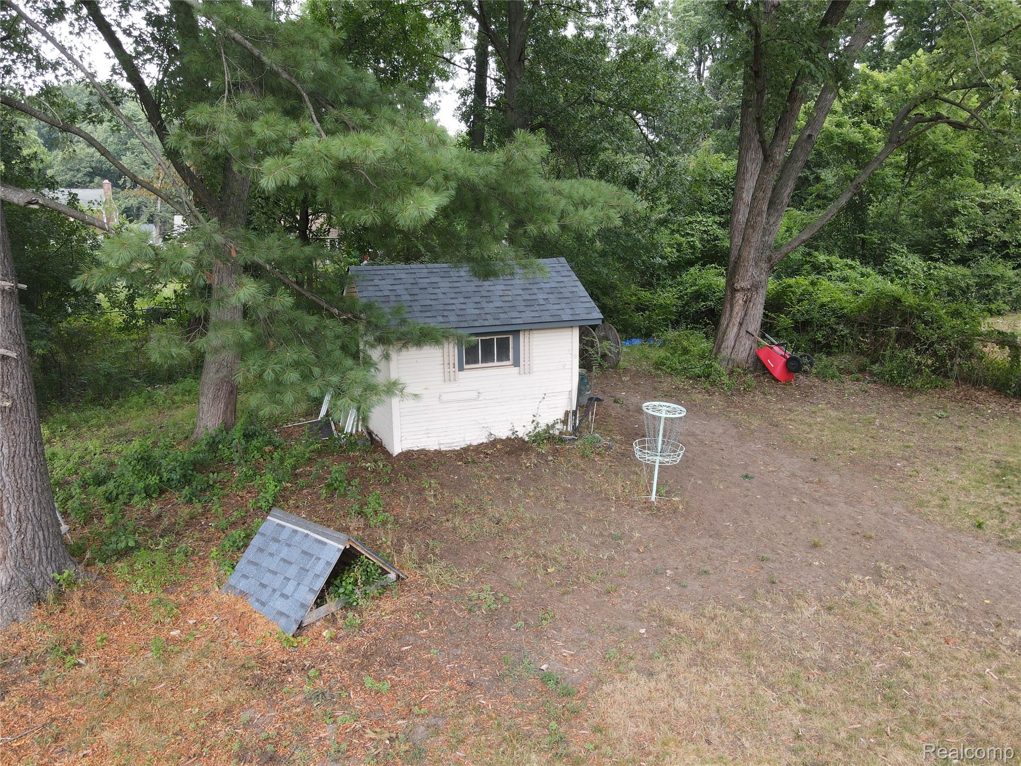 21148 Midway Avenue Property Photo 19