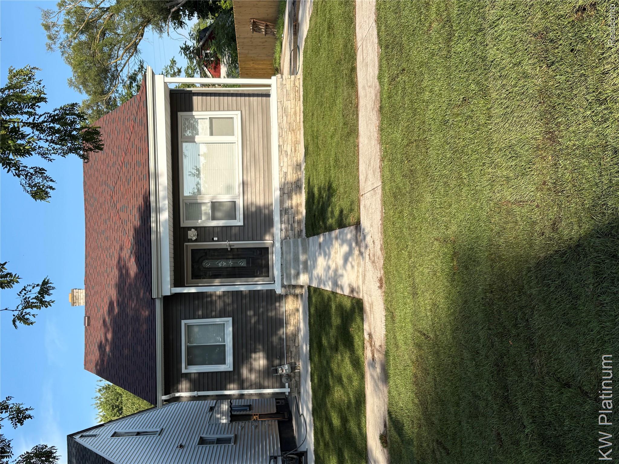 19404 Andover Street Property Photo 1