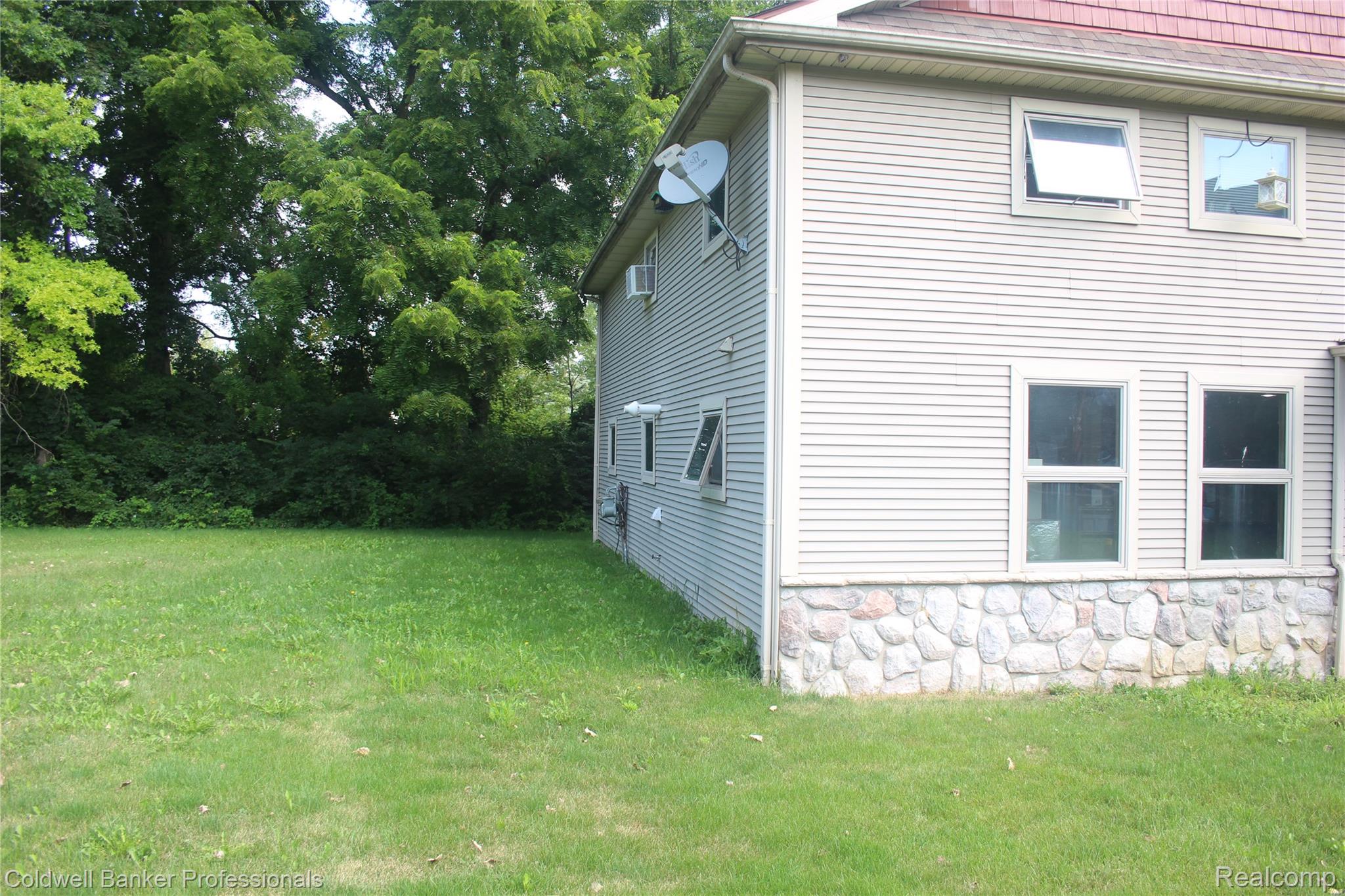 1522 High Hollow Drive Property Photo 5