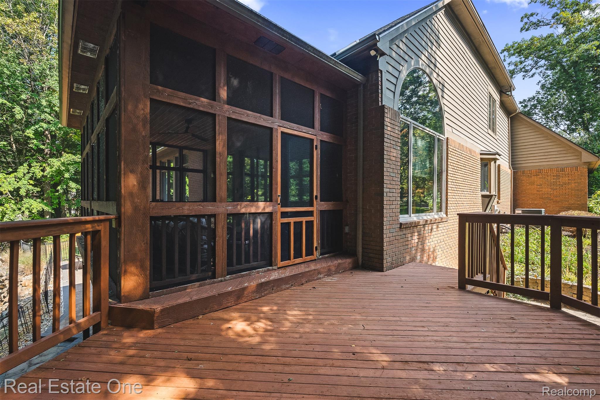 7798 Fieldstone Ridge Property Photo 15