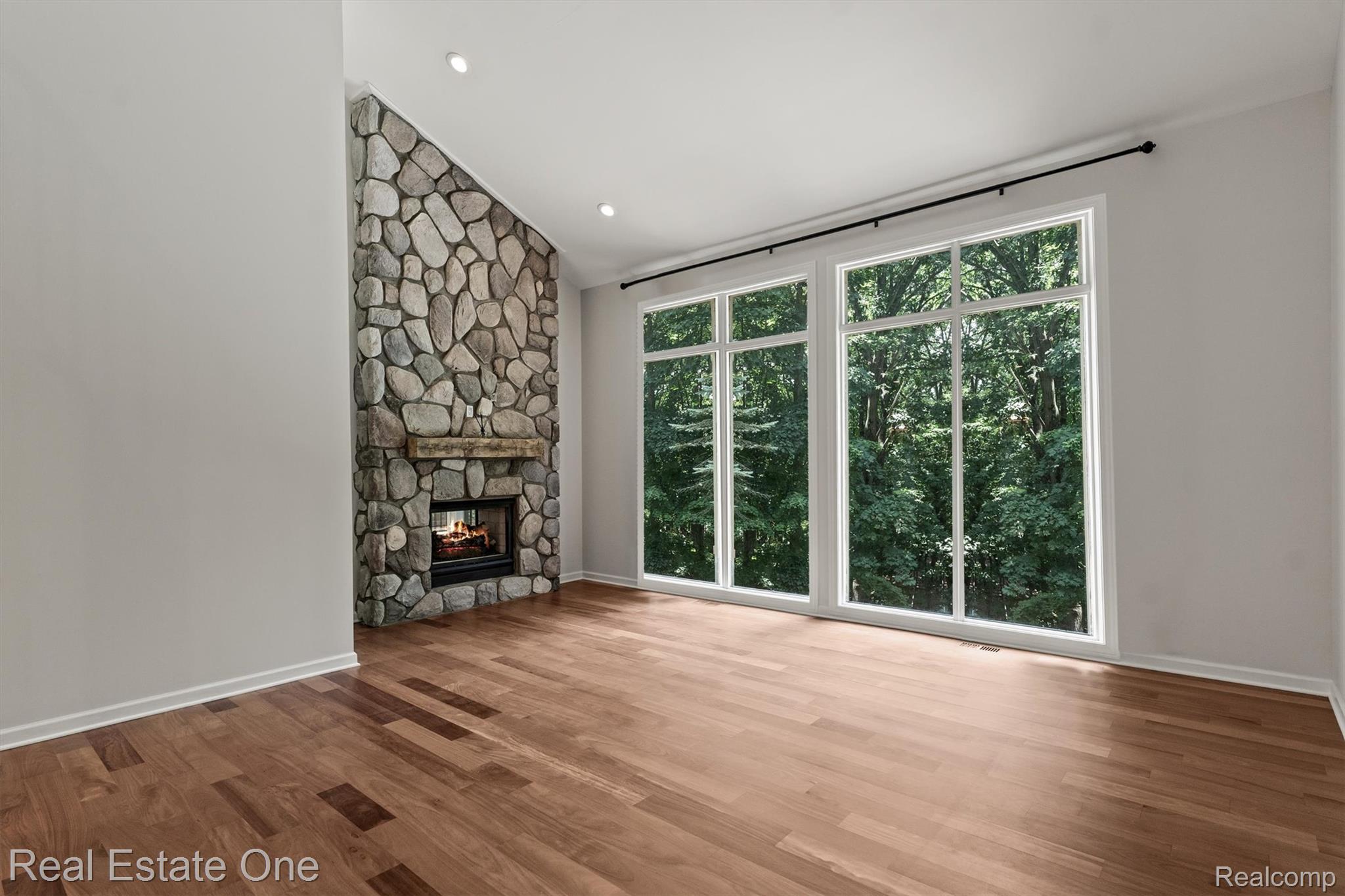 7798 Fieldstone Ridge Property Photo 25