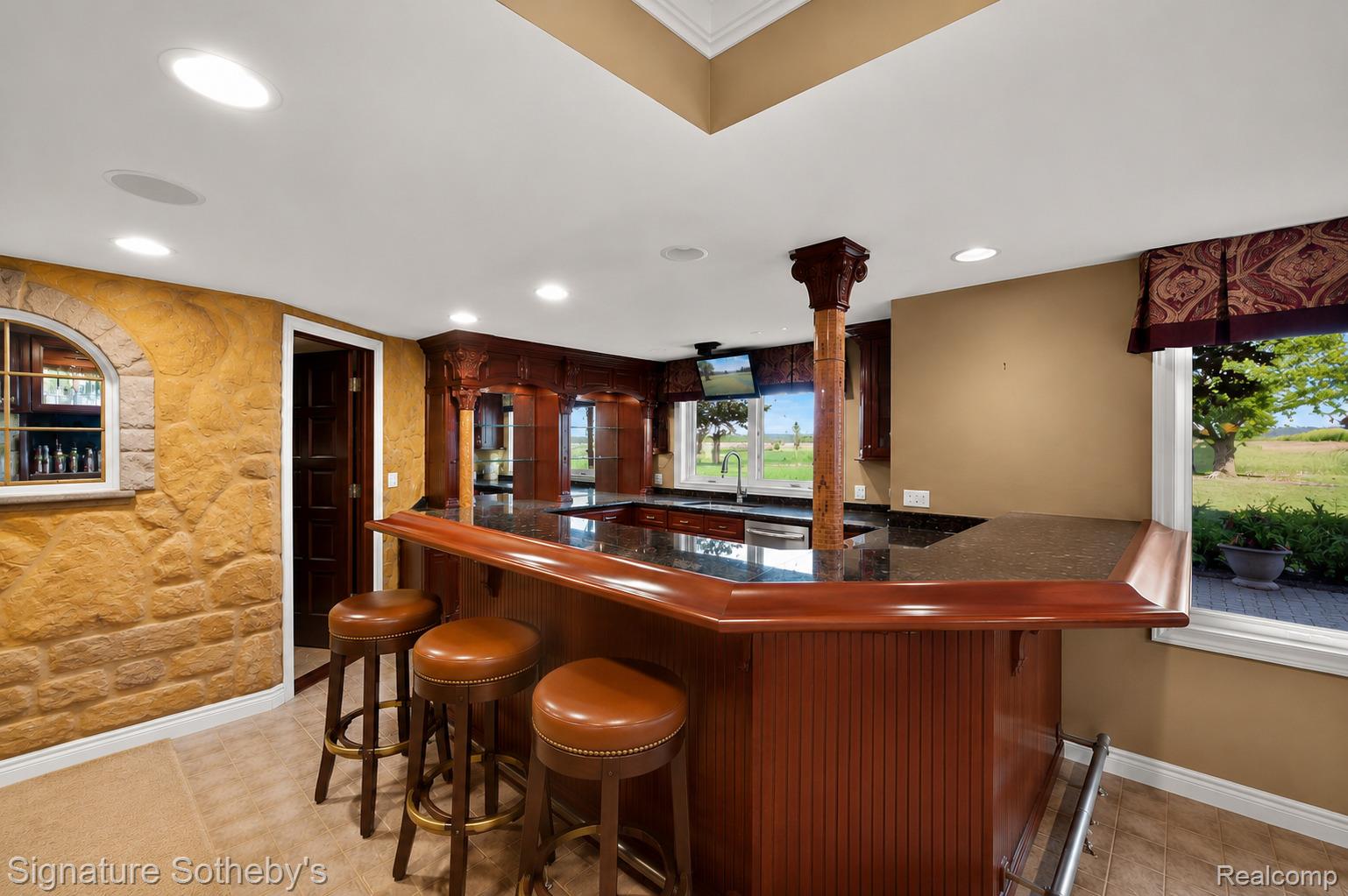 17862 Parkshore Drive Property Photo 31