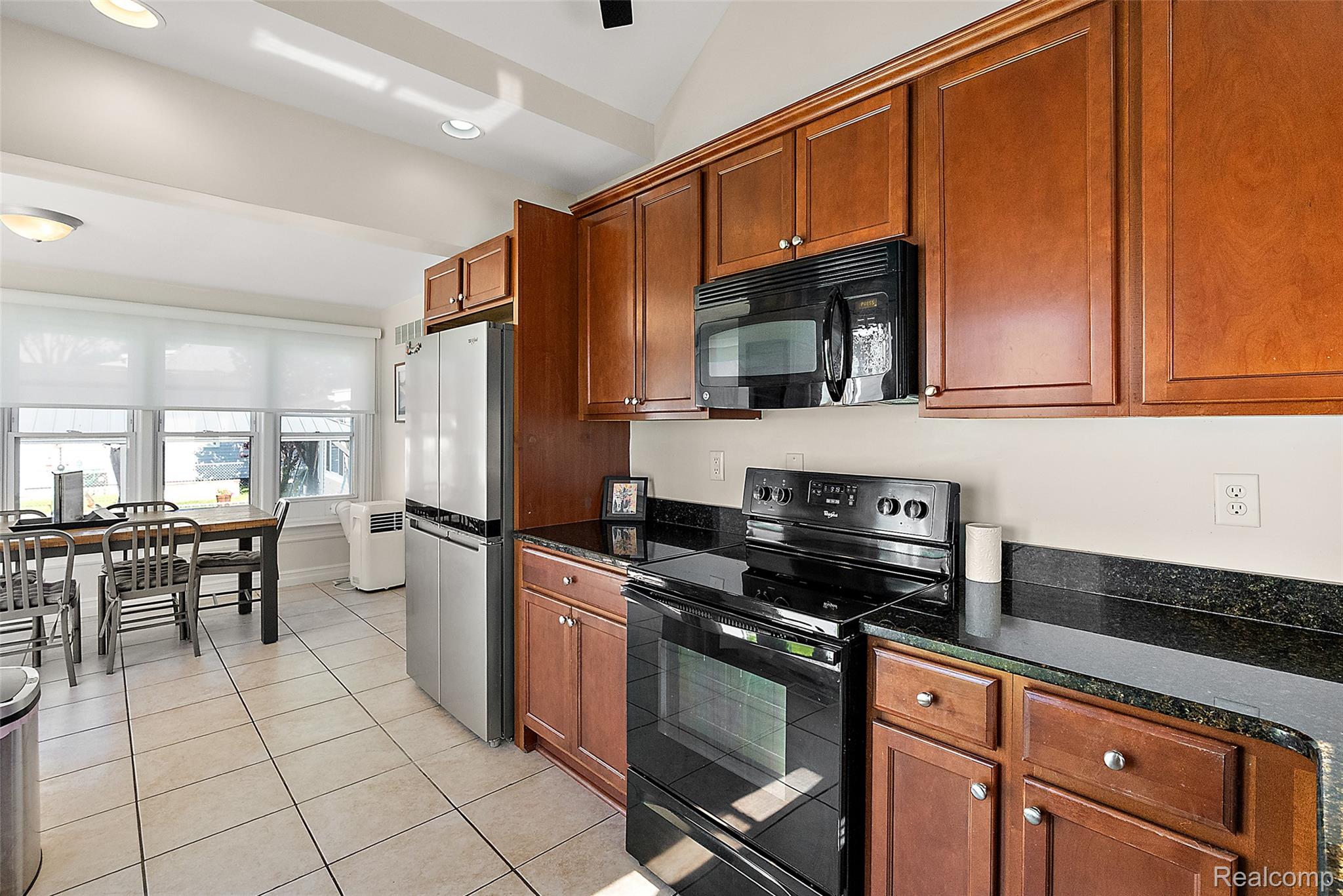 8449 Dixie Highway Property Photo 10