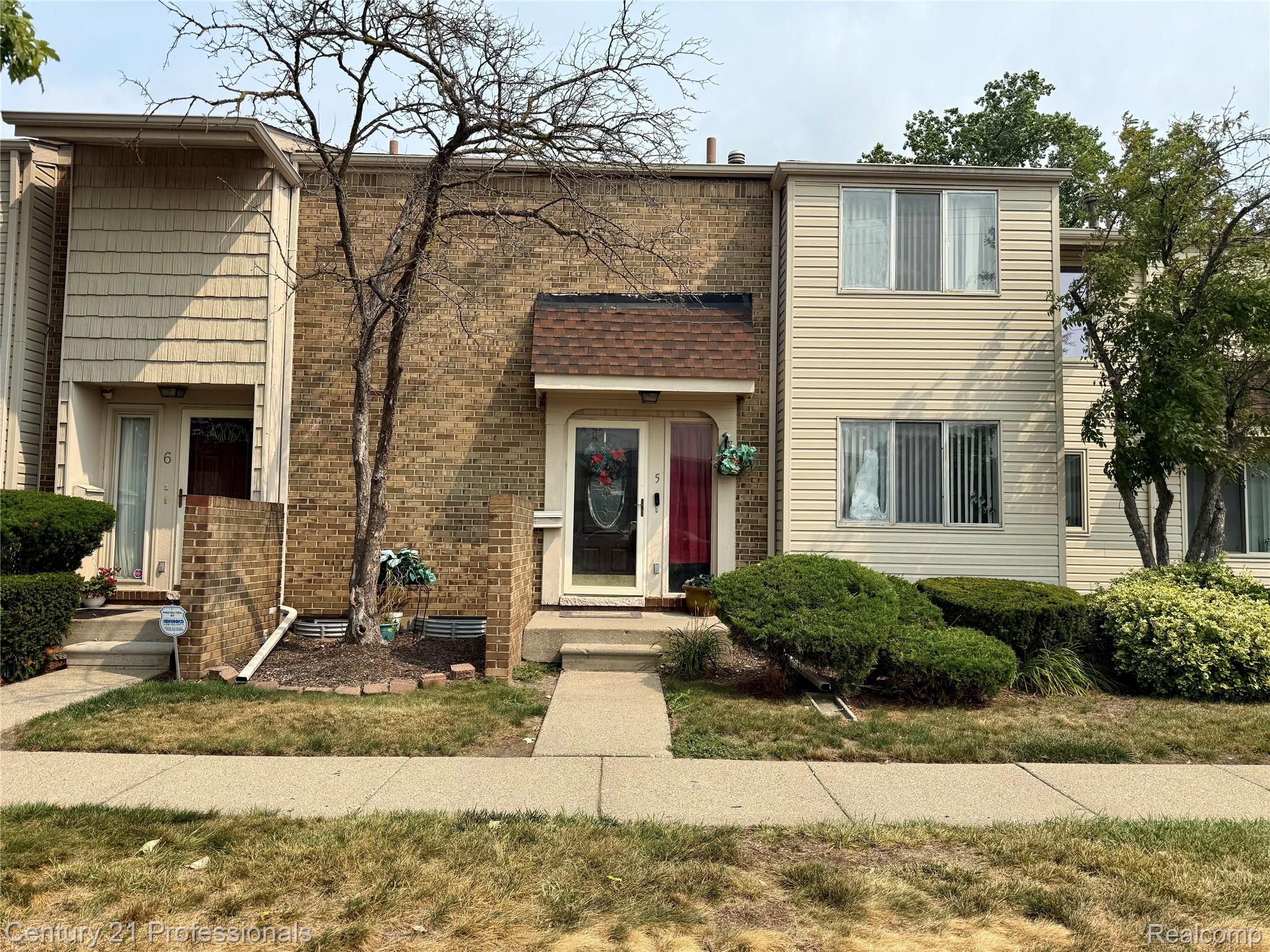 5 Richmond Towne Street Property Photo 1