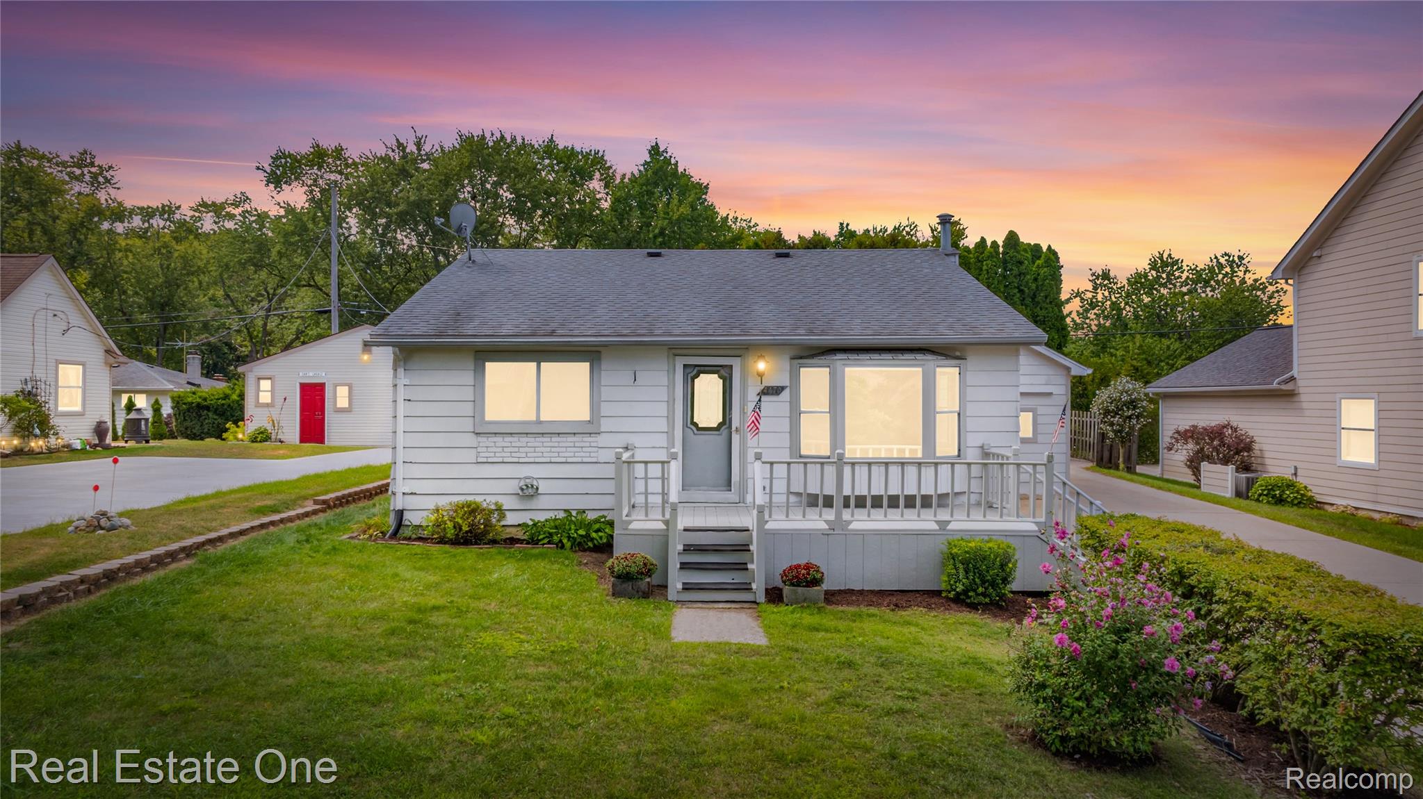 4470 Bethune Court Property Photo 1