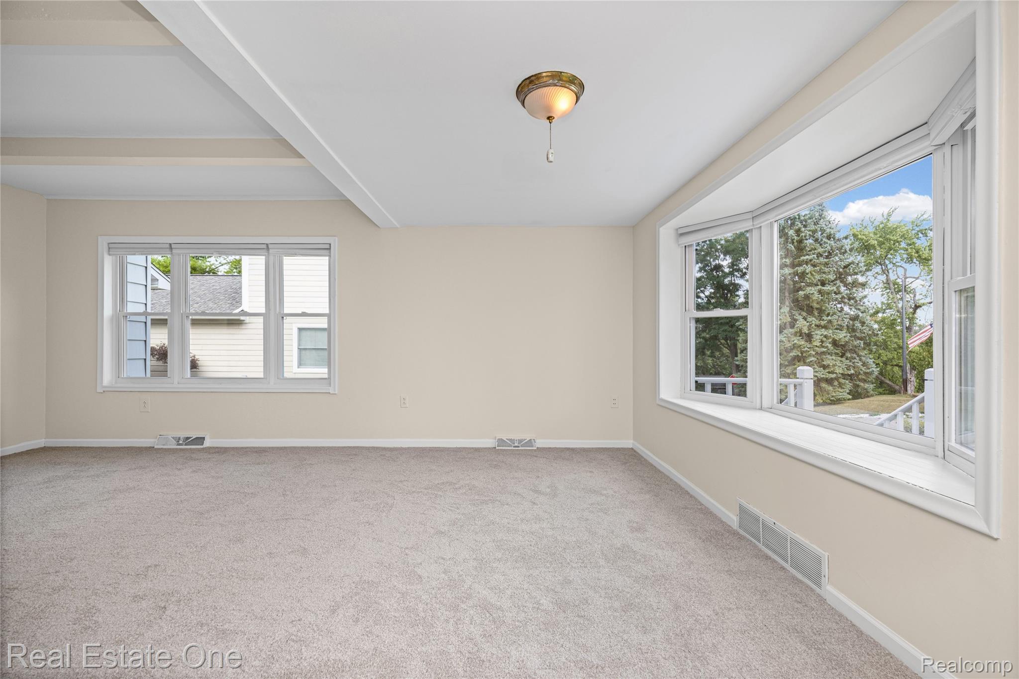 4470 Bethune Court Property Photo 11