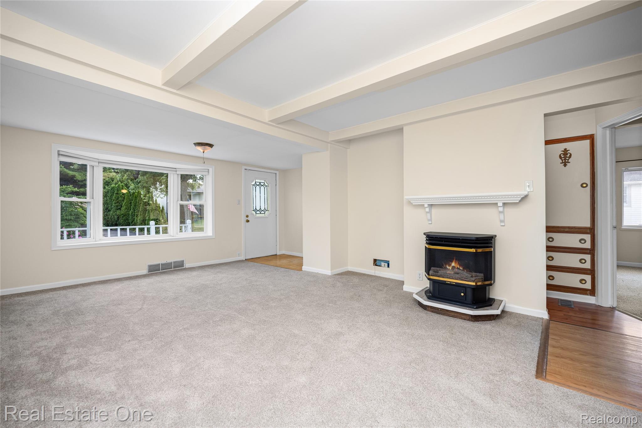 4470 Bethune Court Property Photo 13