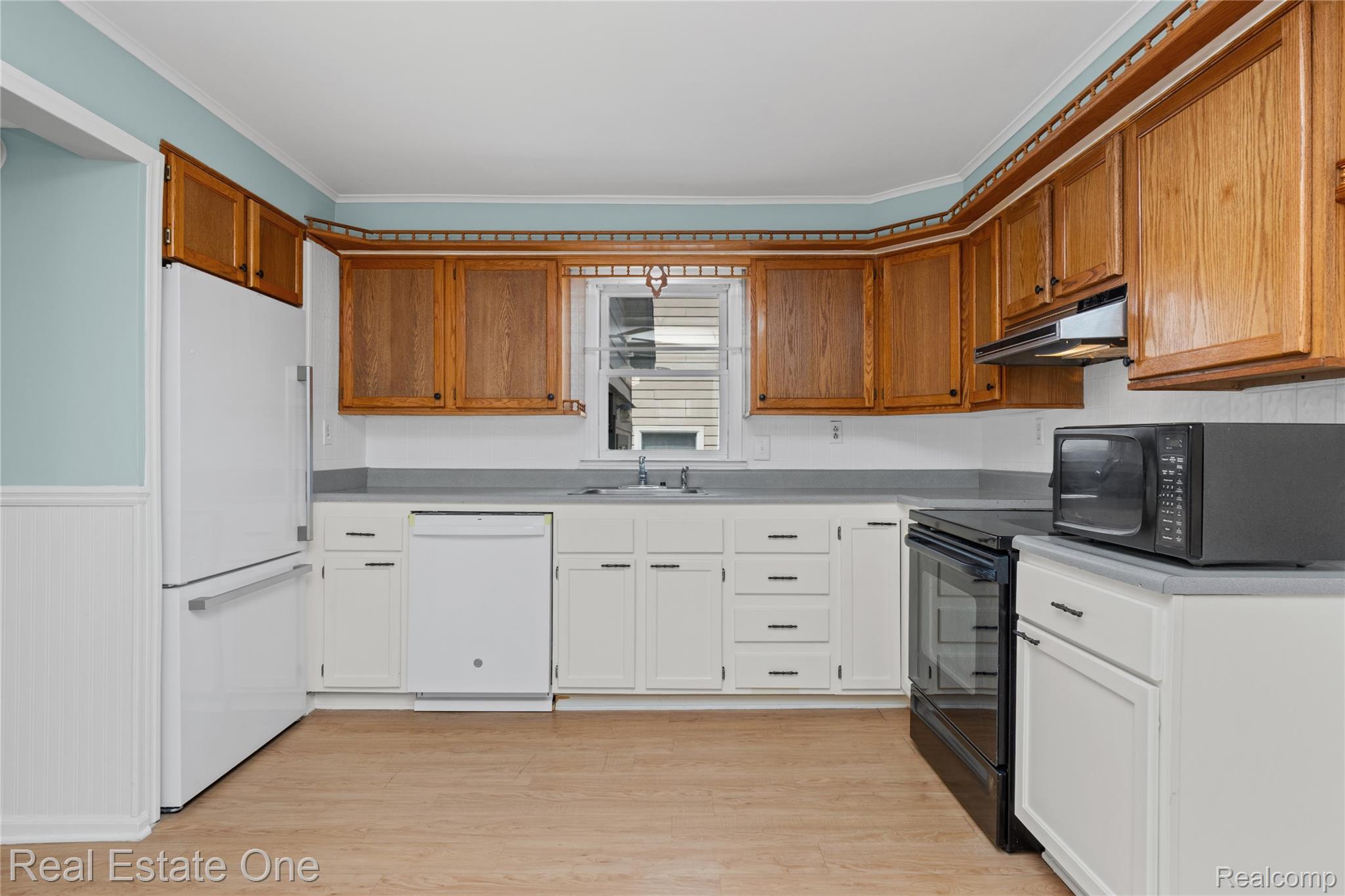 4470 Bethune Court Property Photo 25