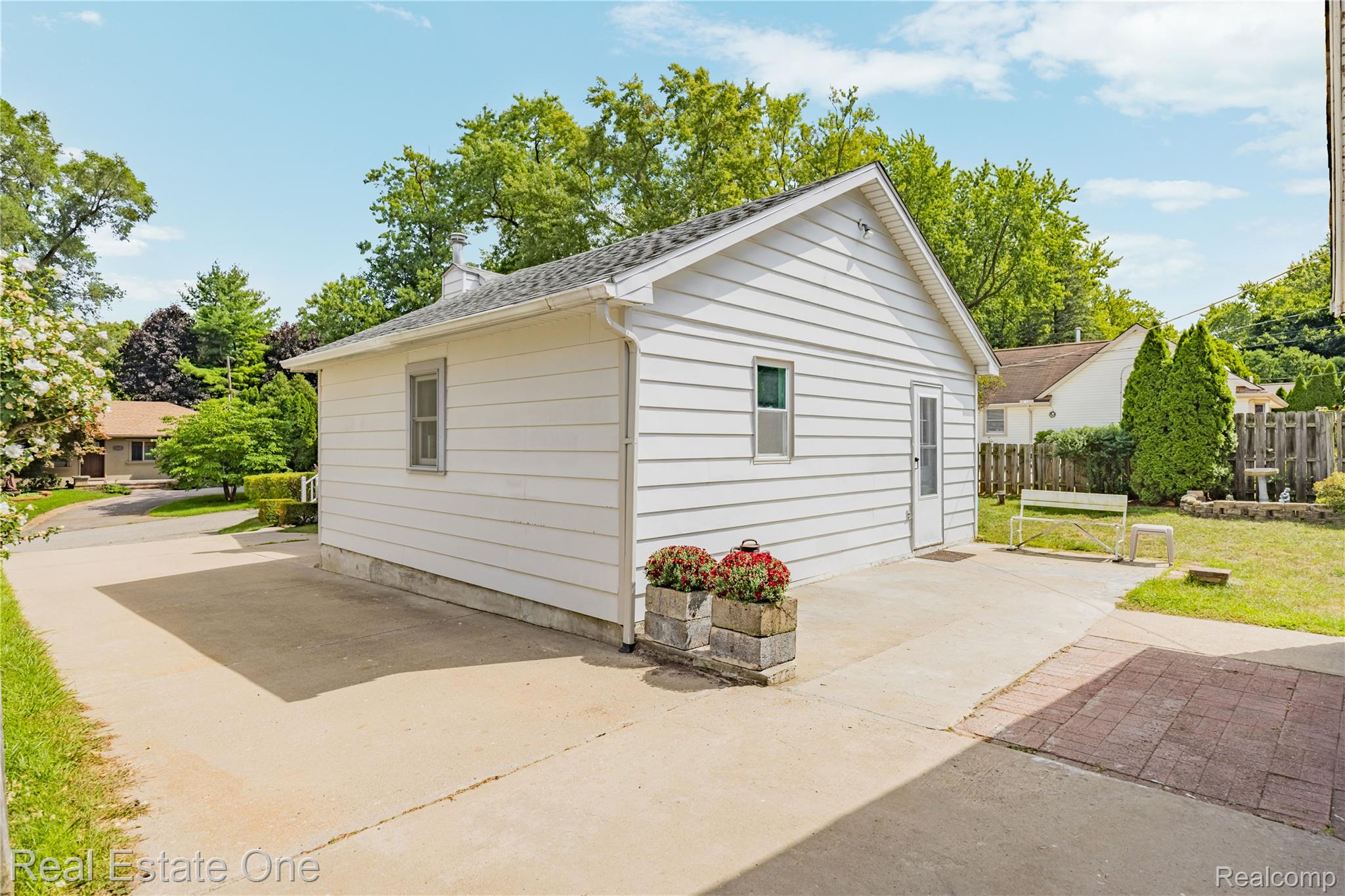 4470 Bethune Court Property Photo 37