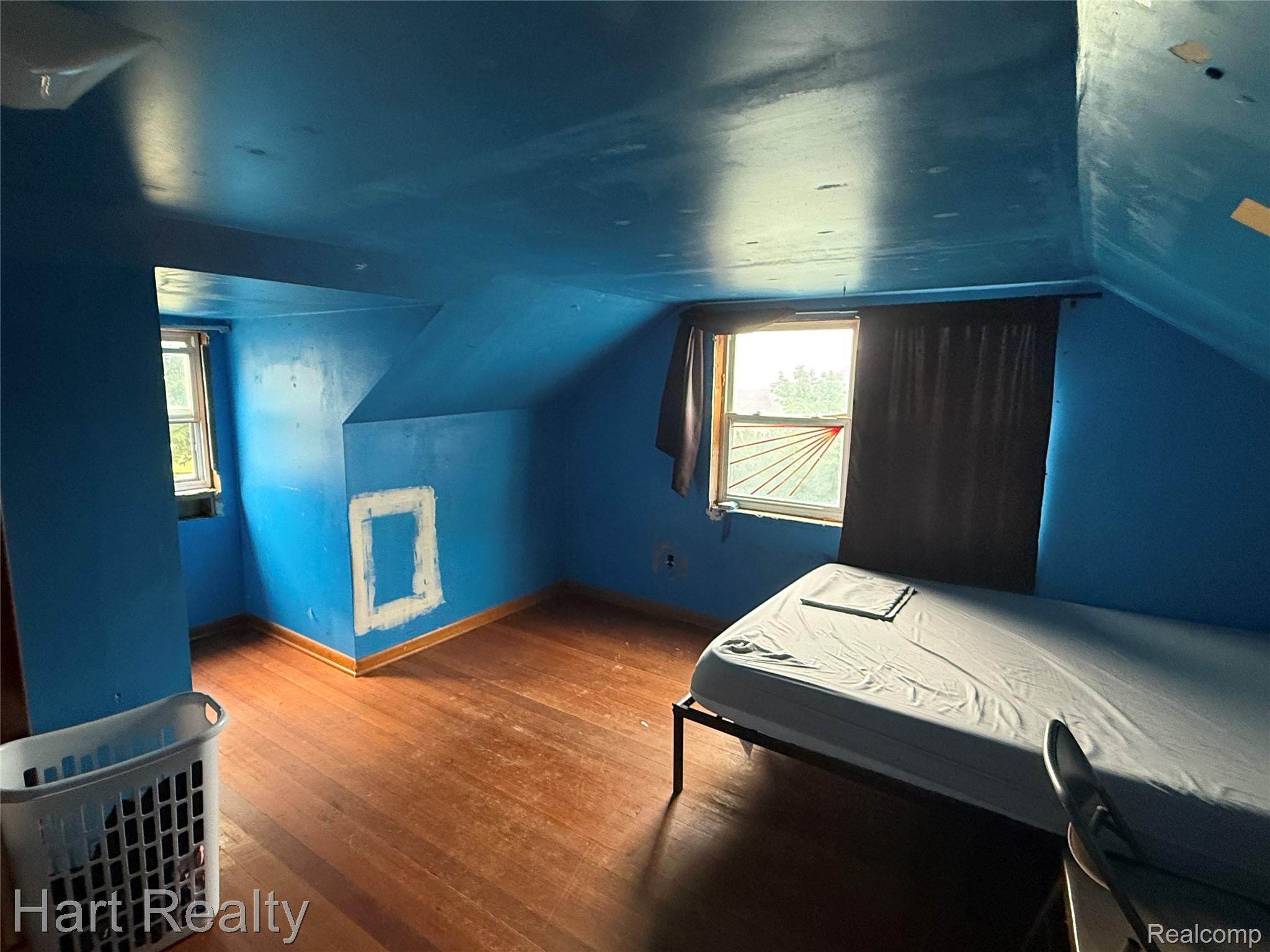 945 N Van Dyke Road Property Photo 10