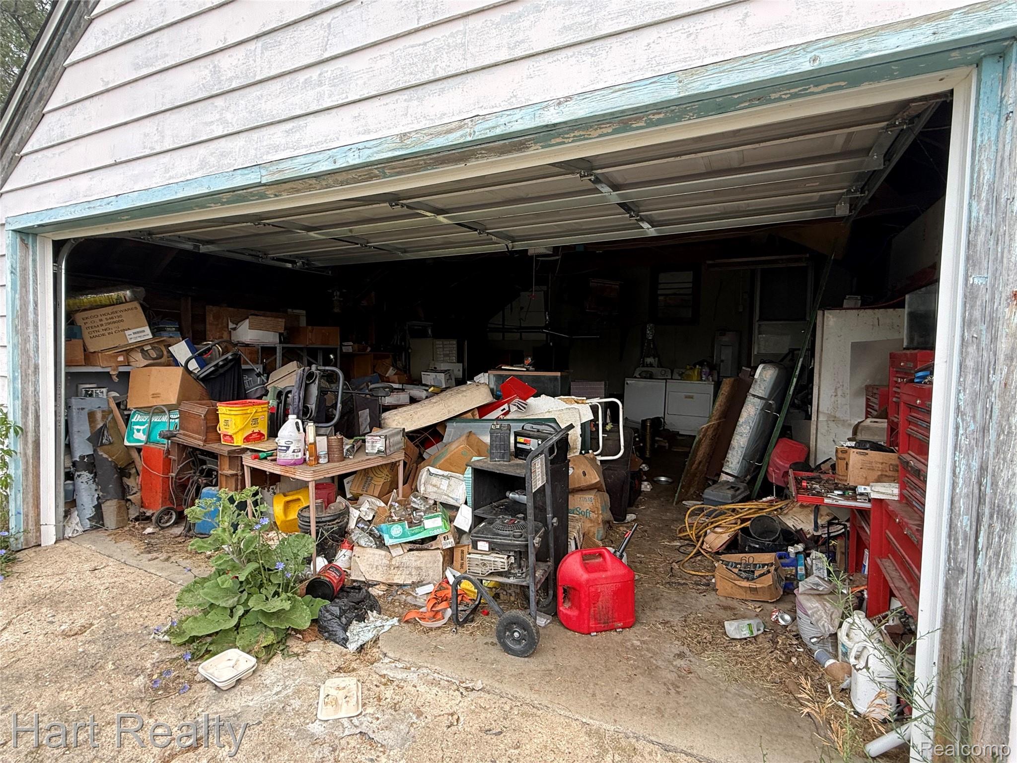 945 N Van Dyke Road Property Photo 19
