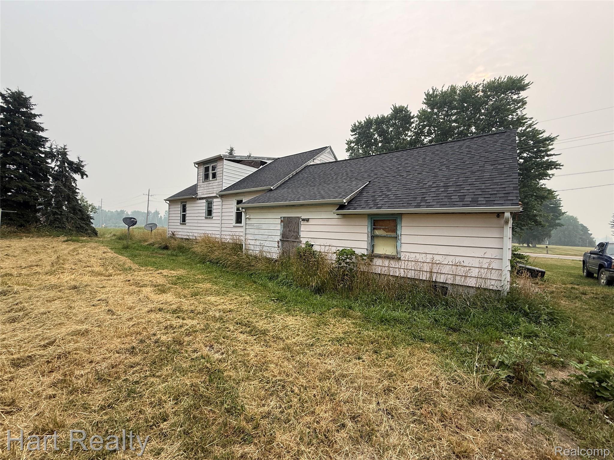 945 N Van Dyke Road Property Photo 20