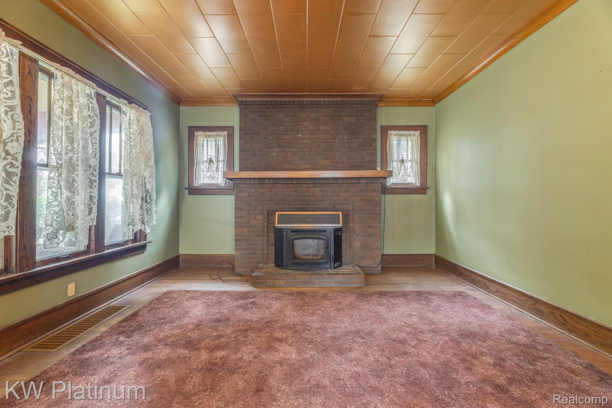 106 E Mechanic Street Property Photo 7