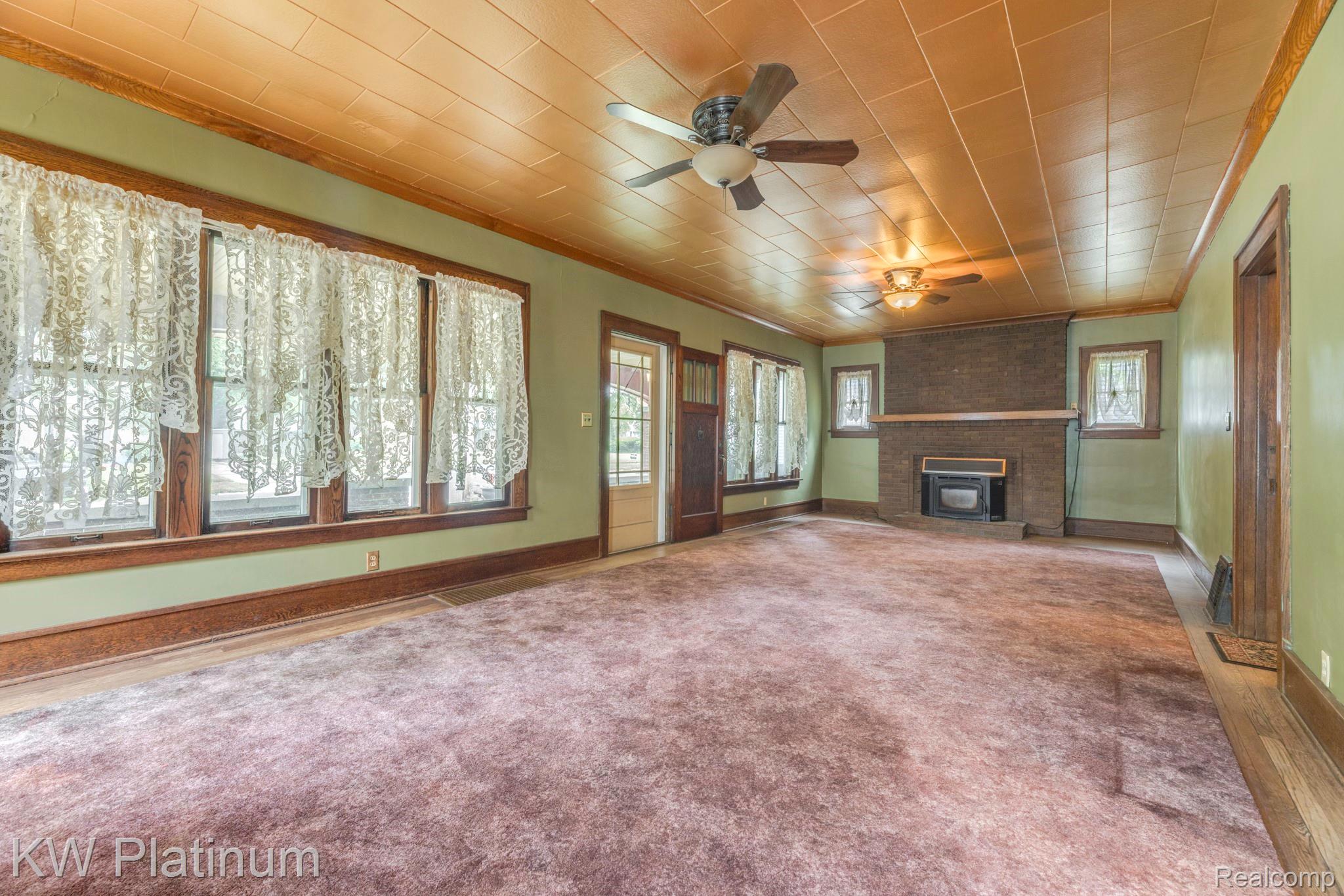 106 E Mechanic Street Property Photo 8