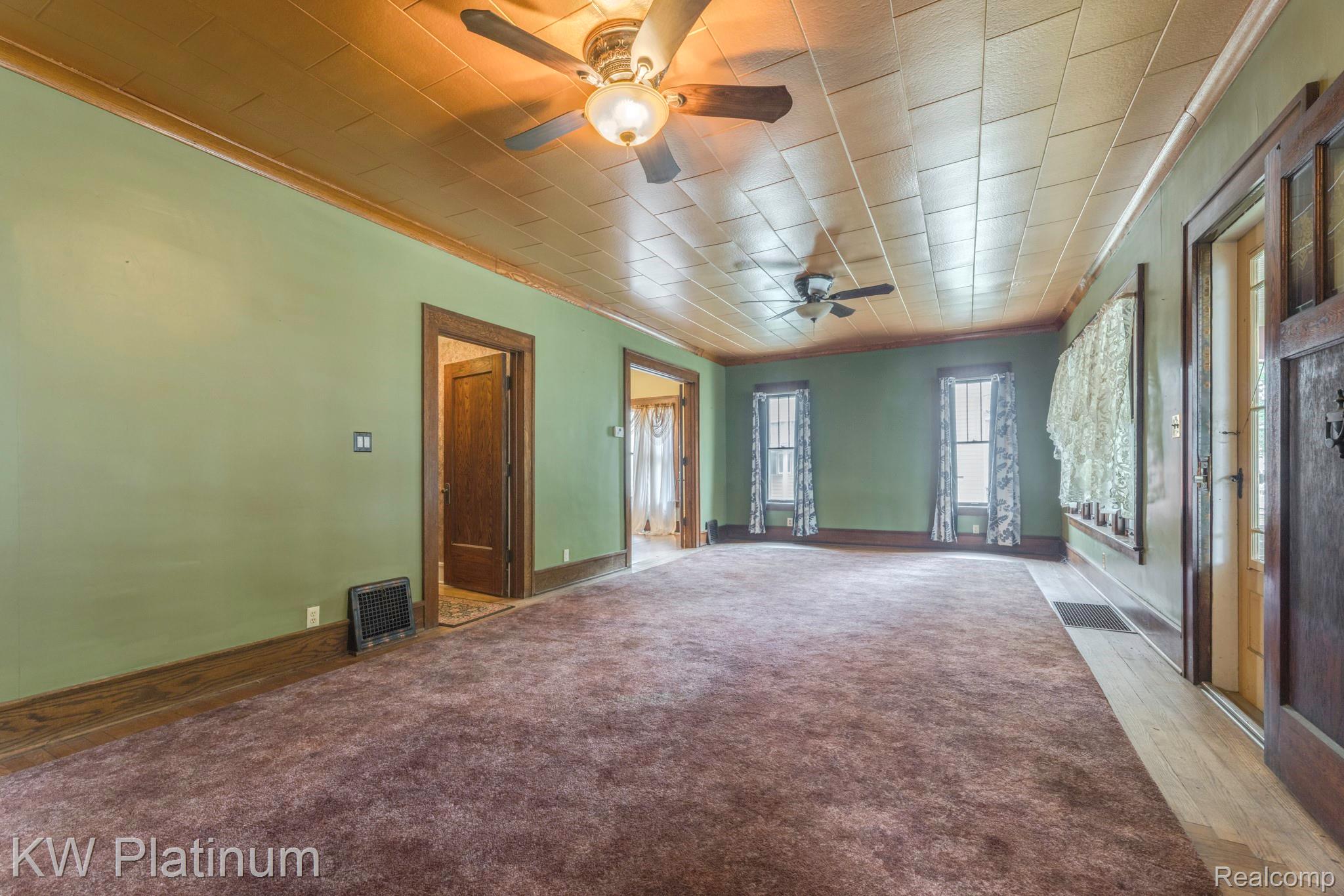 106 E Mechanic Street Property Photo 9