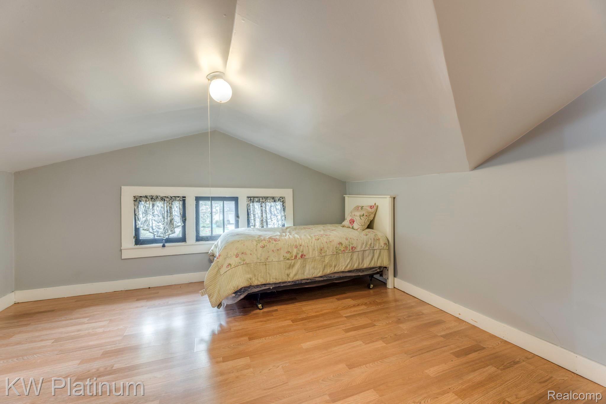 106 E Mechanic Street Property Photo 19