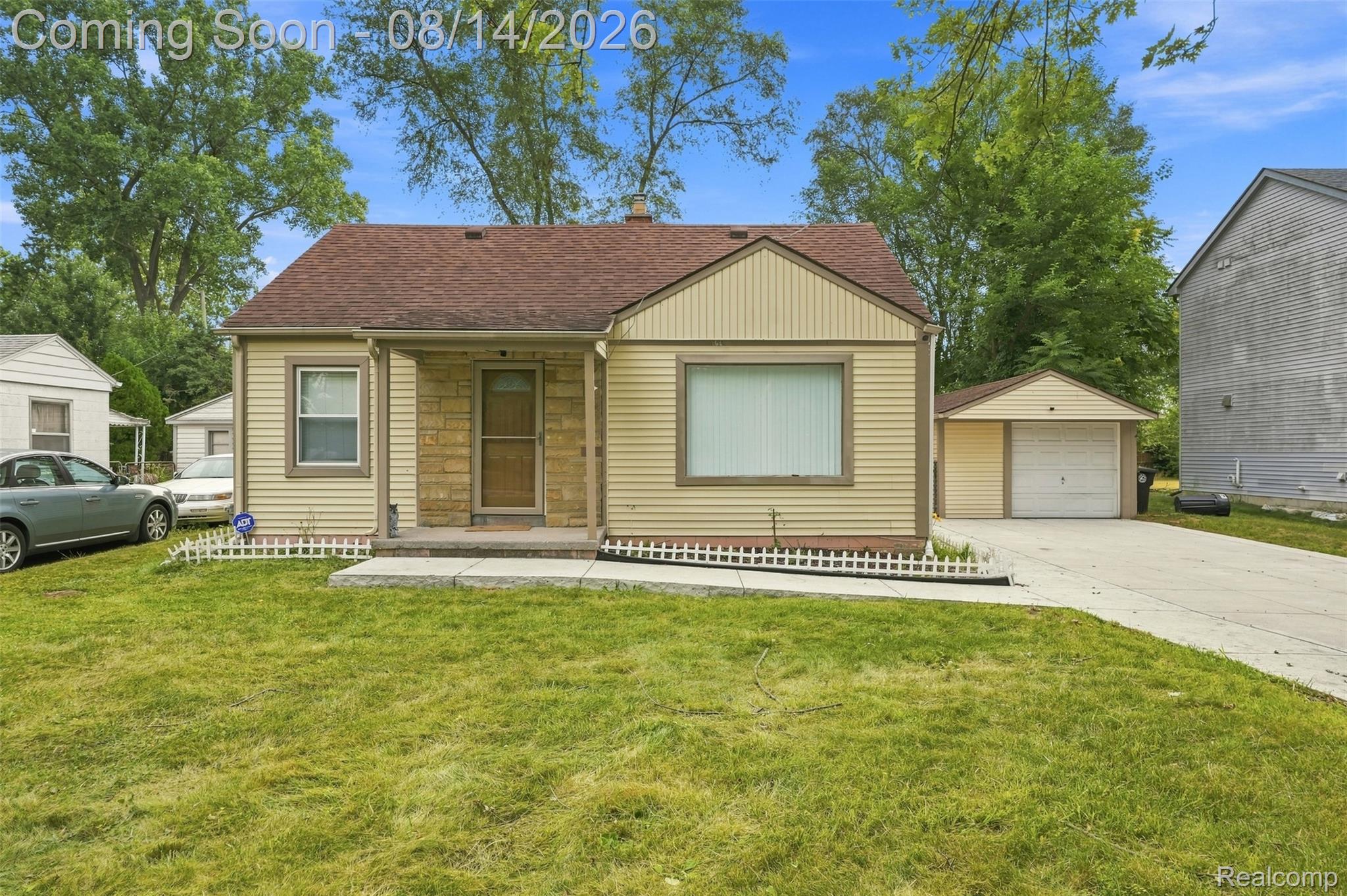 19346 Angling Street Property Photo 1