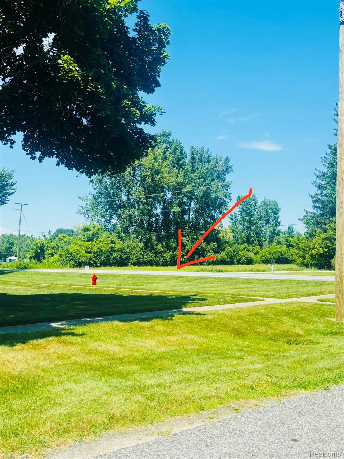 2000 Mapleridge Road Property Photo 4